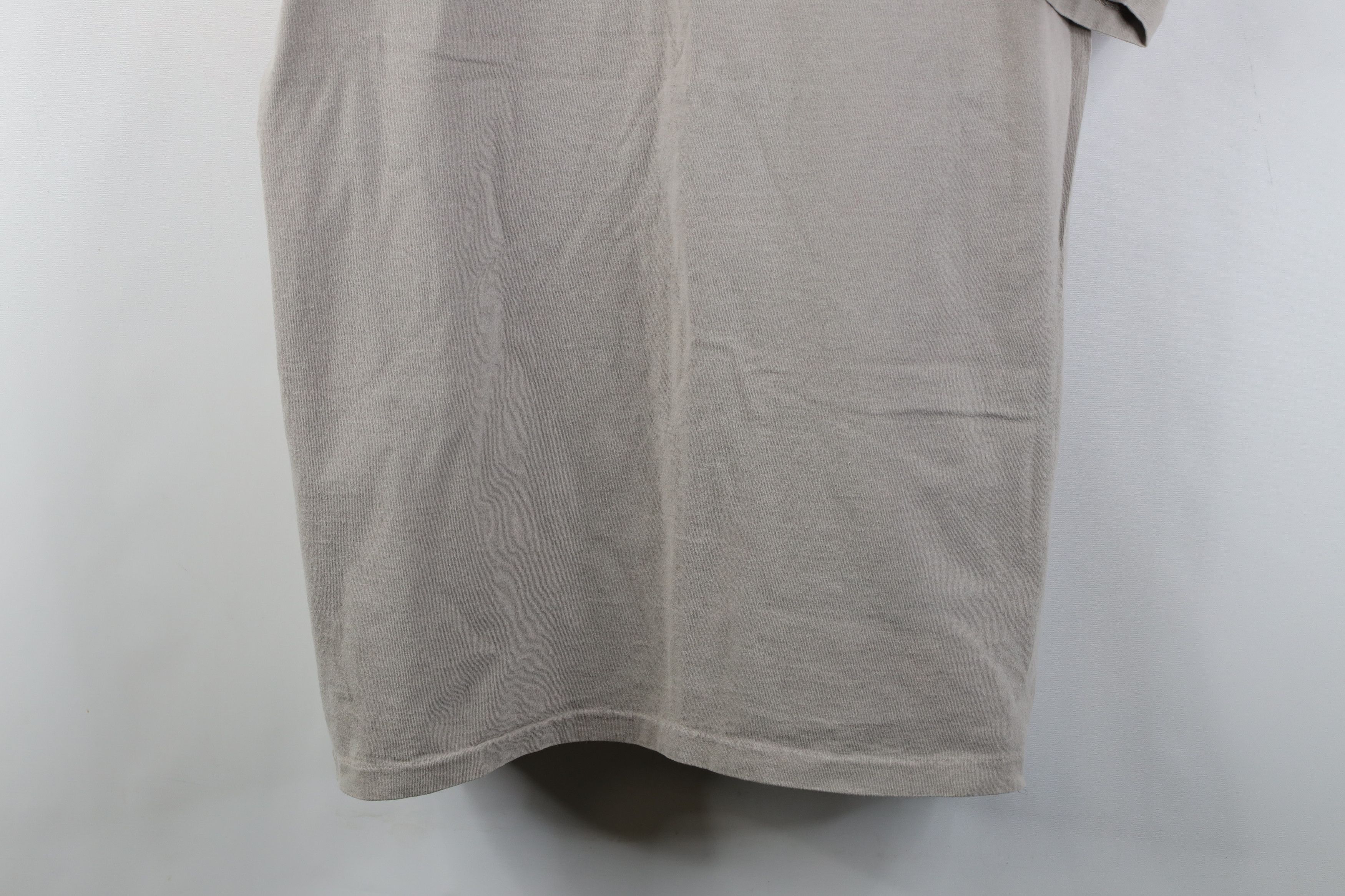 Vintage Vintage 90s Streetwear Tradition Excellence T-Shirt USA Size US L / EU 52-54 / 3 - 3 Thumbnail