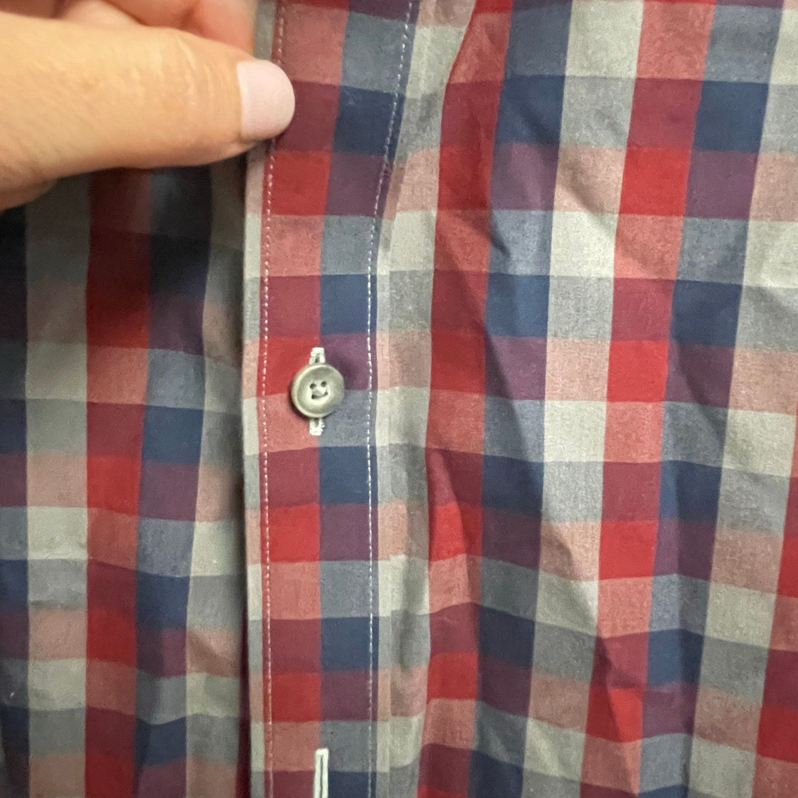 UNTUCKit Untuckit Size Large Red Blue Button Down Shirt Slim Fit Size US L / EU 52-54 / 3 - 2 Thumbnail
