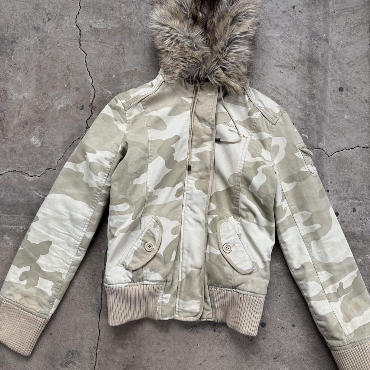 Le Grande Bleu (L.G.B.) Surplus Raw Vintage Camo Bomber Jacket With Faux Fur Hood Size S / US 4 / IT 40 - 3 Thumbnail