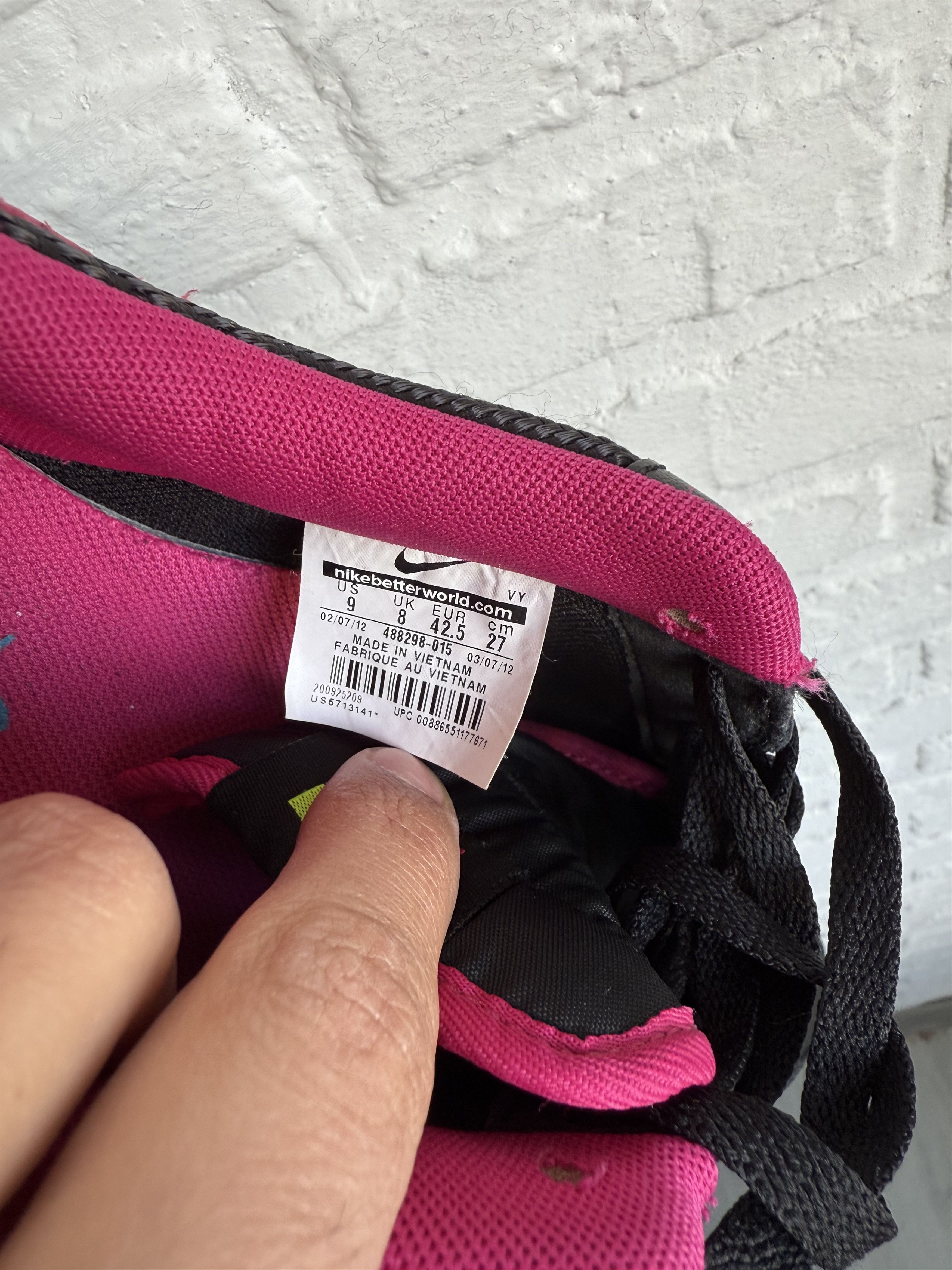 Nike Vintage 2012 Nike Air Force 1 London Size US 9 / EU 42 - 2 Thumbnail