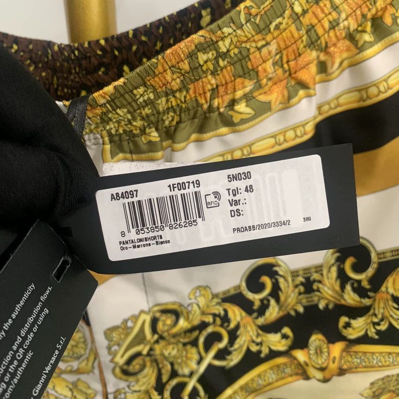 Versace Versace Mulberry silk shorts Size US 32 / EU 48 - 4 Thumbnail