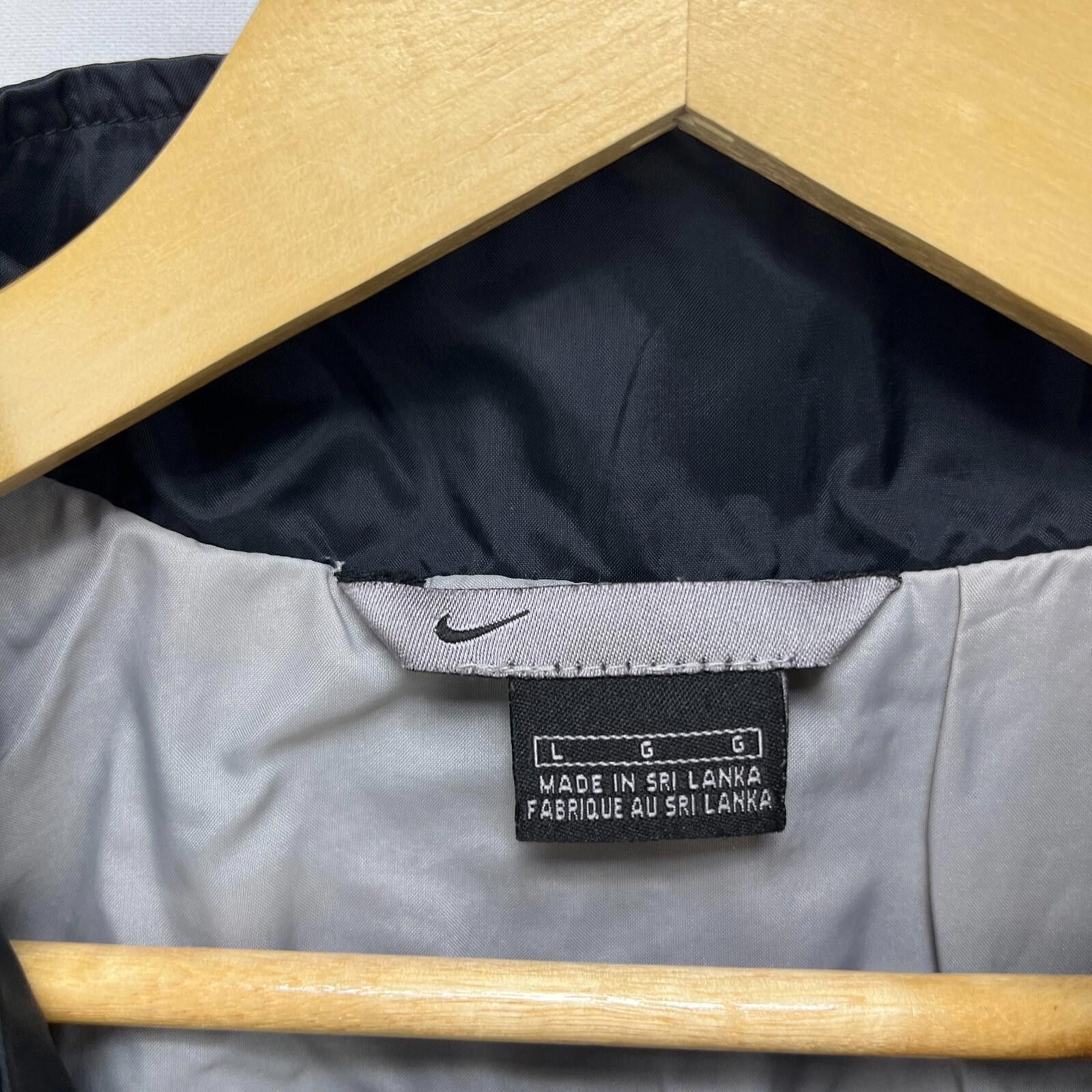 Nike Vintage Y2K Nike Swoosh Windbreaker Jacket Large Size US L / EU 52-54 / 3 - 3 Thumbnail