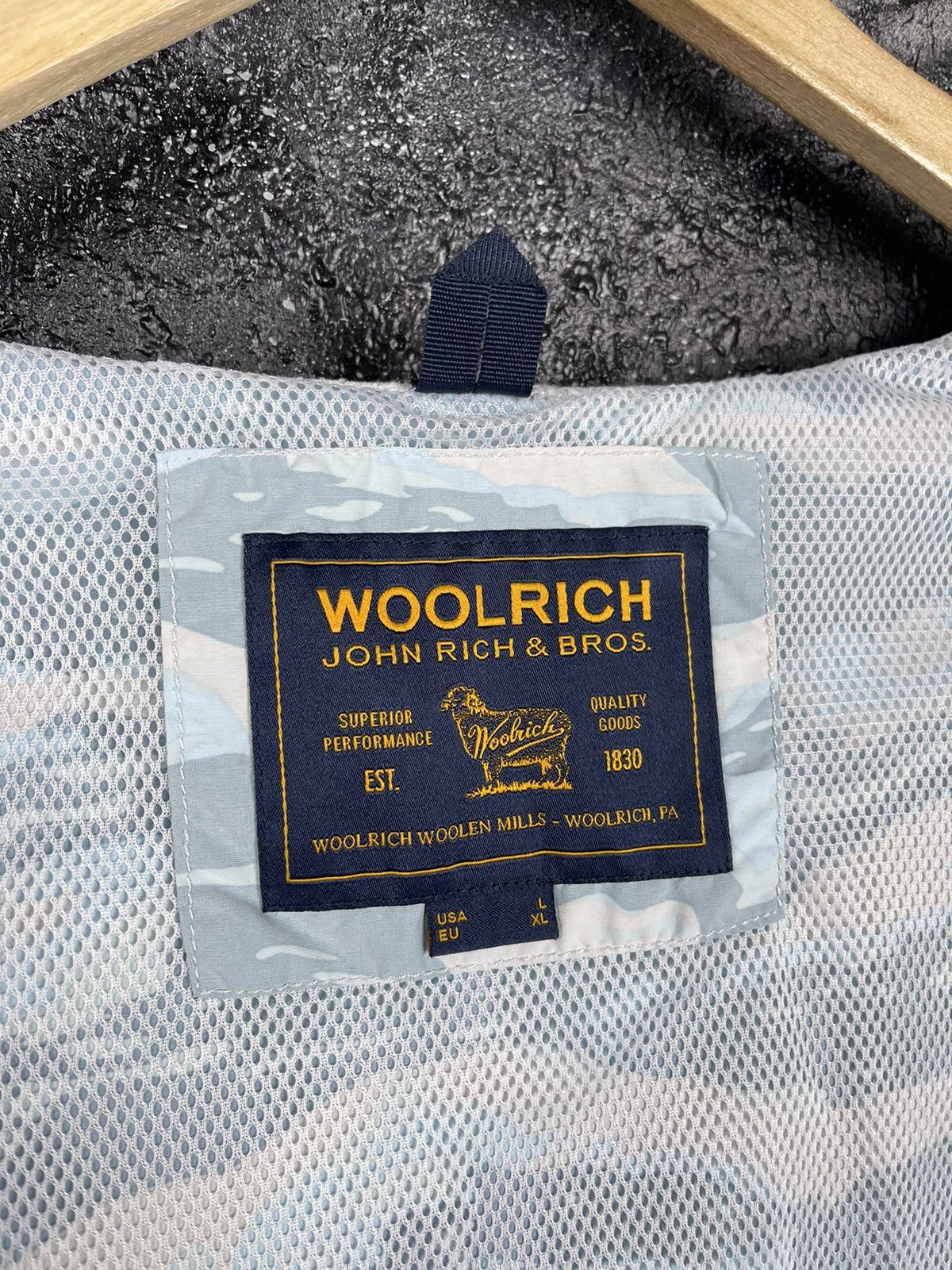 Woolrich Woolen Mills Woolrich John Rich & Bros Light Blue Camo Jacket Men’s Size L Size US L / EU 52-54 / 3 - 13 Thumbnail