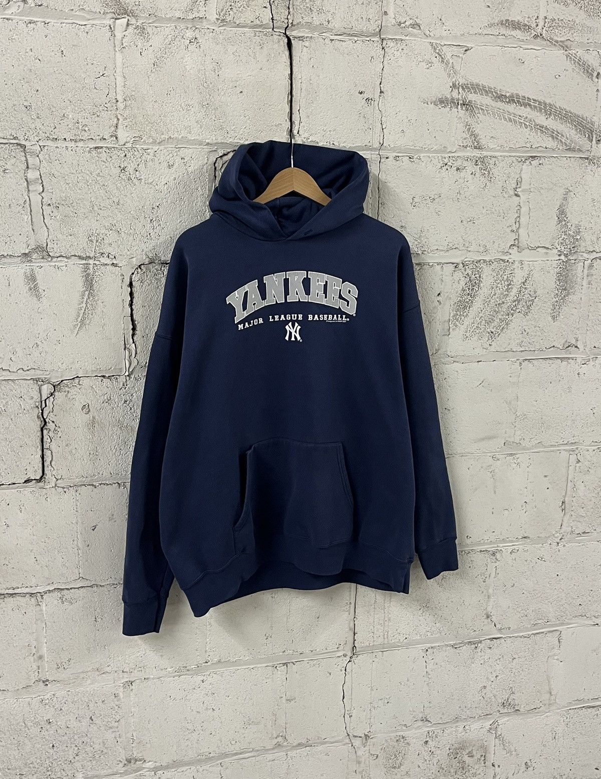 New York Yankees NY Yankees vintage boxy fit hoodie streetwear hype sports Size US L / EU 52-54 / 3 - 1 Thumbnail