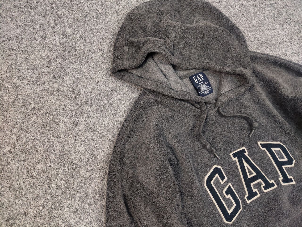 Gap Vintage 90's Gap Usa Dark Gray Fleece Center Logo Hoodie Size US M / EU 48-50 / 2 - 7 Thumbnail