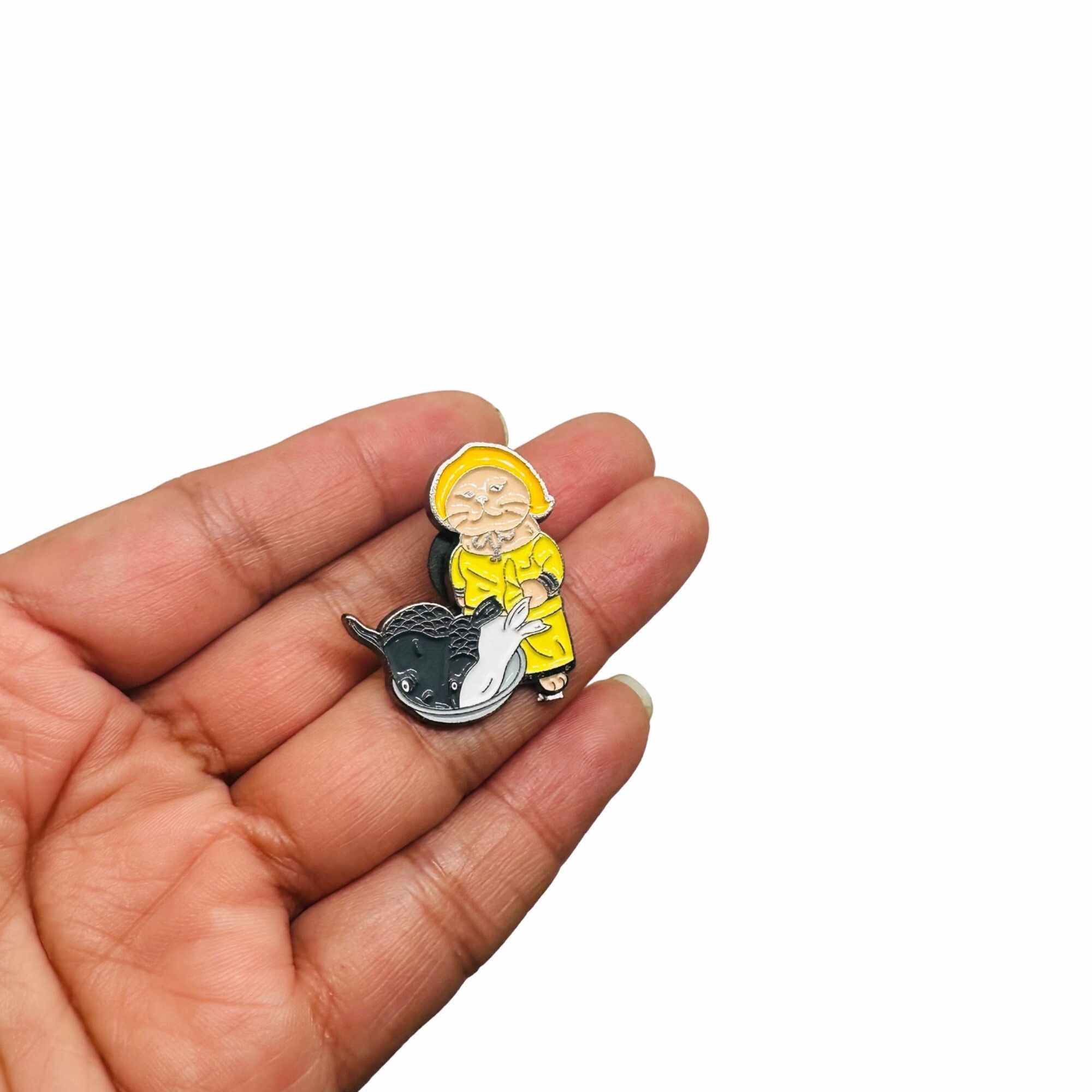 Other ⭐Oz Cat with Fish Enamel Pin Animal Iron Enamel Brooch Carto Size ONE SIZE - 2 Thumbnail