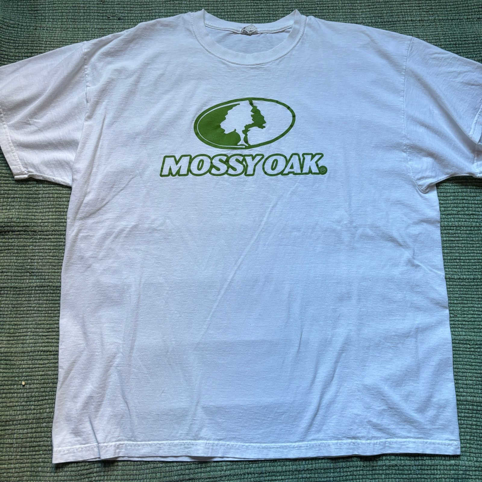 Vintage Vintage Y2K XXL Mossy Oak tee shirt white and green Size US XXL / EU 58 / 5 - 2 Thumbnail