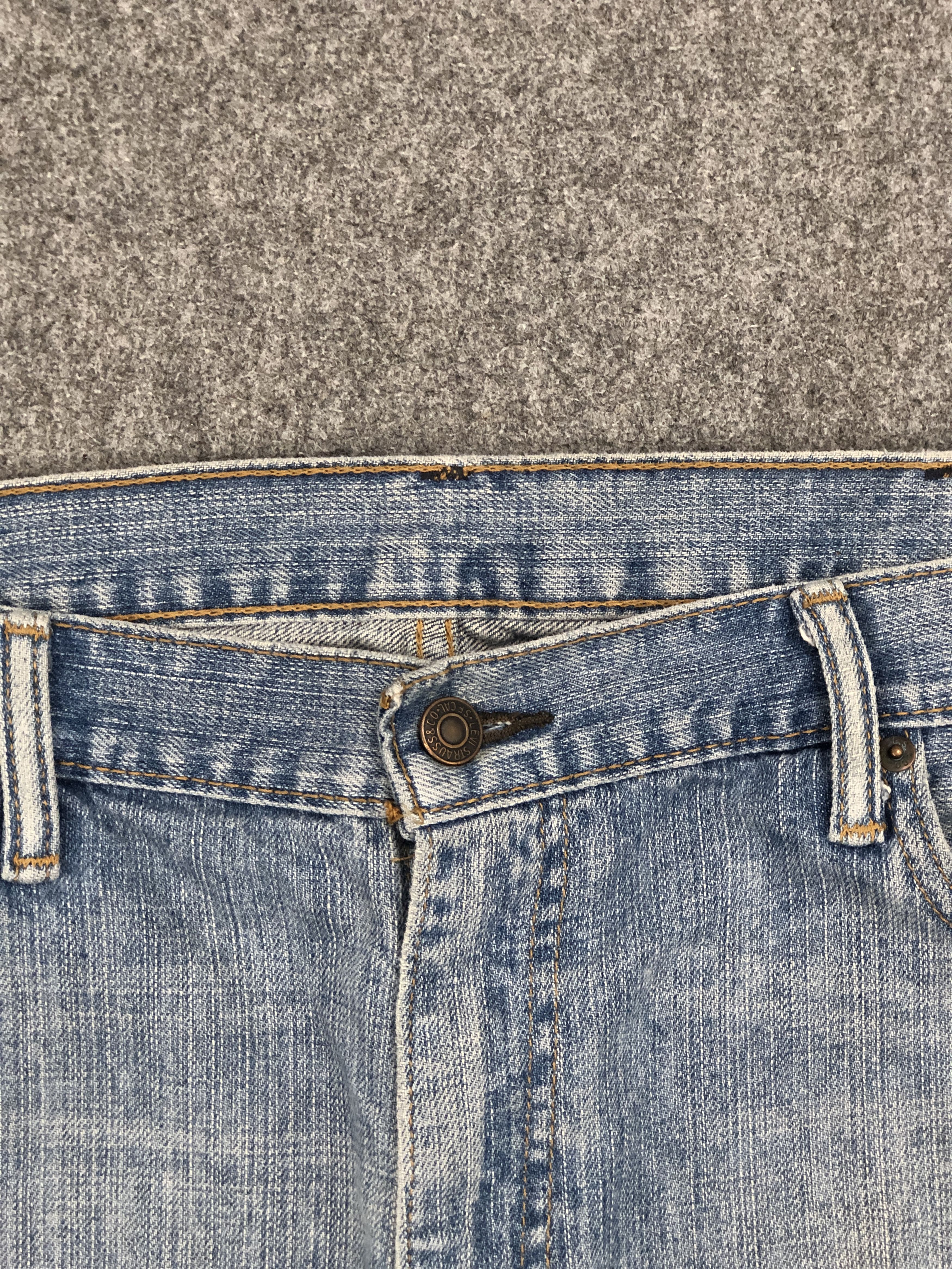 Levi's Vintage Levi's 569 Dirty Lightwash Denim Jeans DP2298 Size US 38 / EU 54 - 9 Thumbnail
