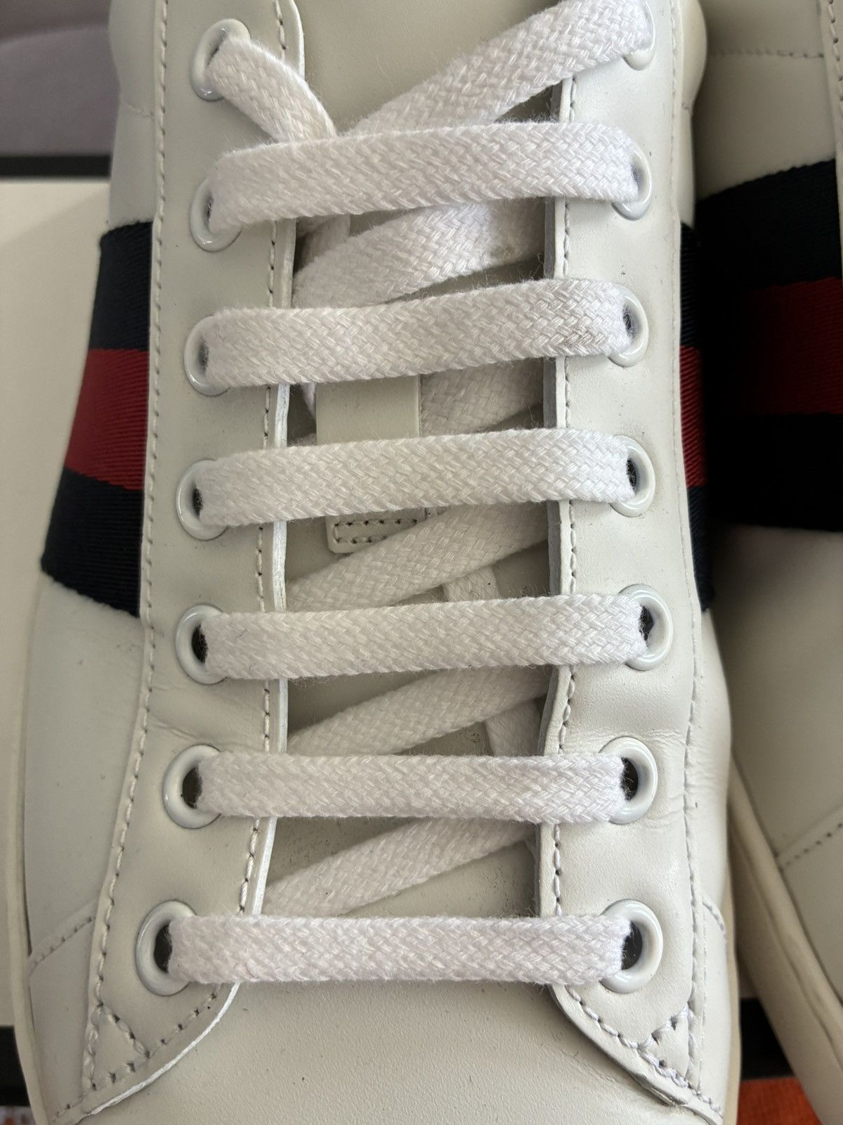 Gucci Gucci Ace Classic Leather Sneaker Size US 10 / EU 43 - 12 Thumbnail