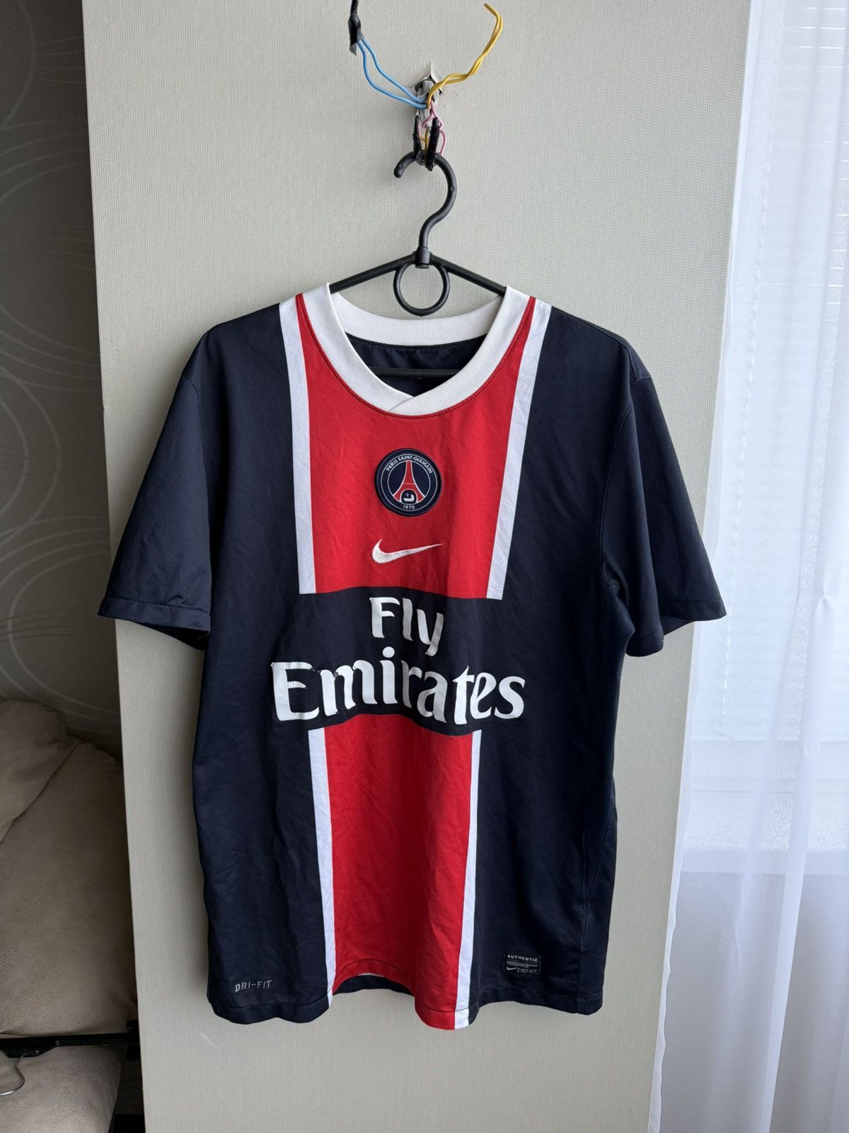 Nike Nike Paris Saint-Germain 2011/12 Home shirt Size US M / EU 48-50 / 2 - 1 Thumbnail