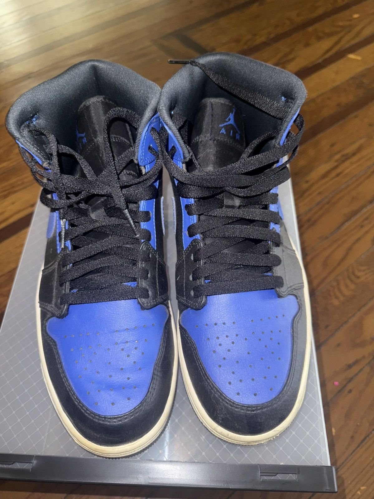 Jordan Brand × Nike Jordan 1 Mid hyper royal Size US 9.5 / EU 42-43 - 6 Thumbnail