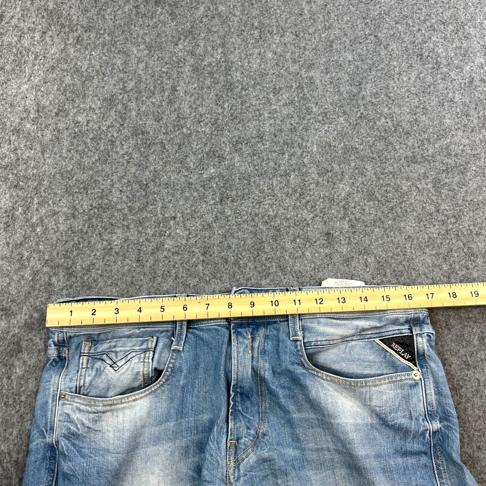 Replay Replay Jeans Slim Tapered 34 34 Light Wash Blue Stretch Whiskers Fades Denim Casual Mens Slim Jeans Size US 34 / EU 50 - 6 Thumbnail