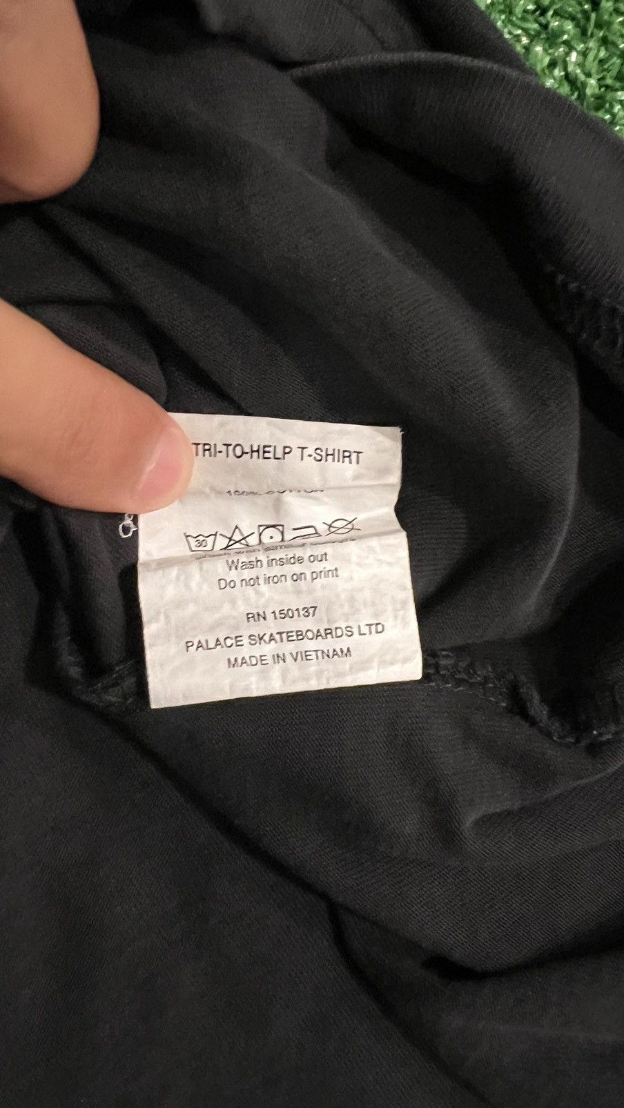 Palace Palace Tri-Ferg “Tri-To-Help” T-Shirt Size US L / EU 52-54 / 3 - 7 Thumbnail