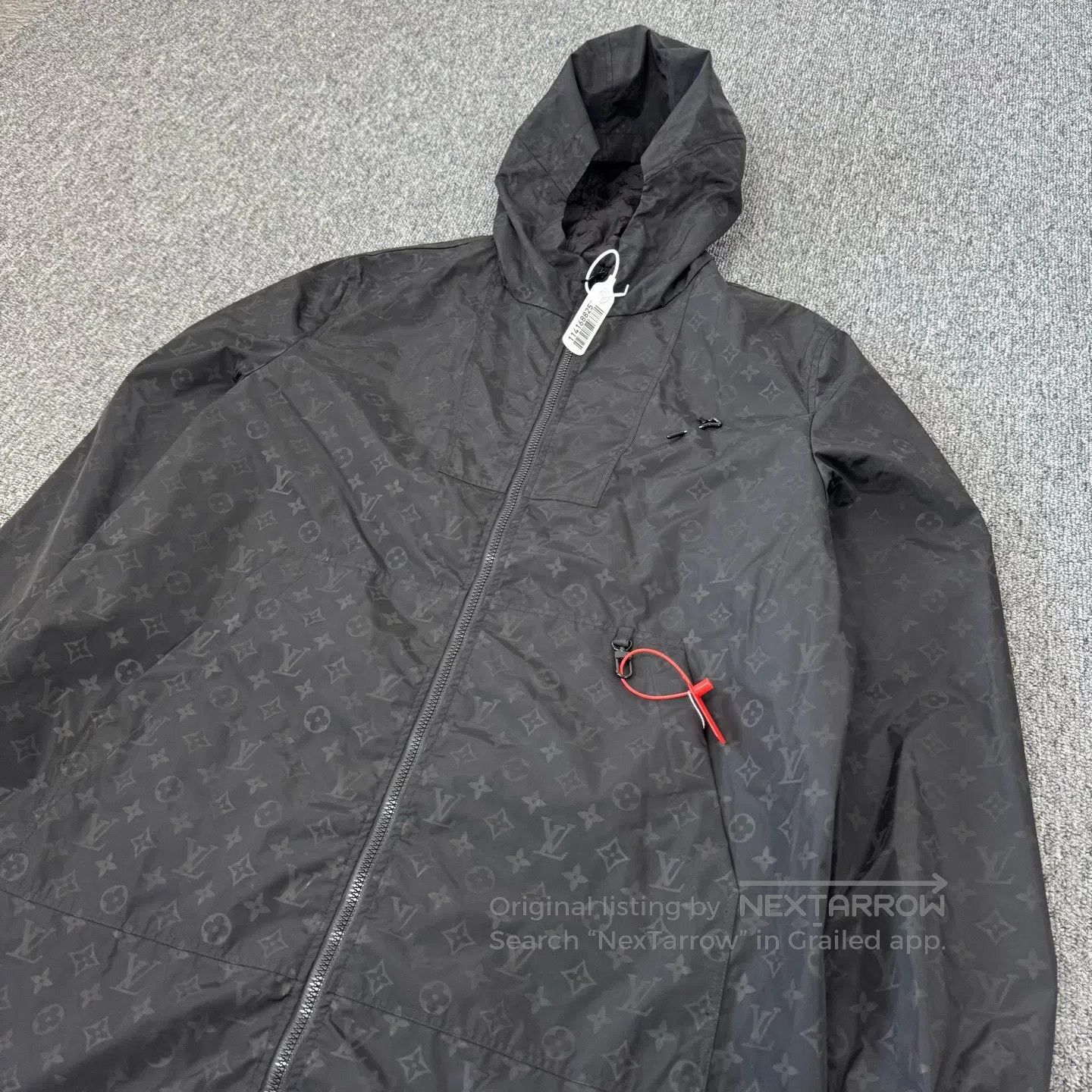 Louis Vuitton Louis Vuitton Zipper hood Dark pattern full print Medium-t Size US M / EU 48-50 / 2 - 3 Thumbnail
