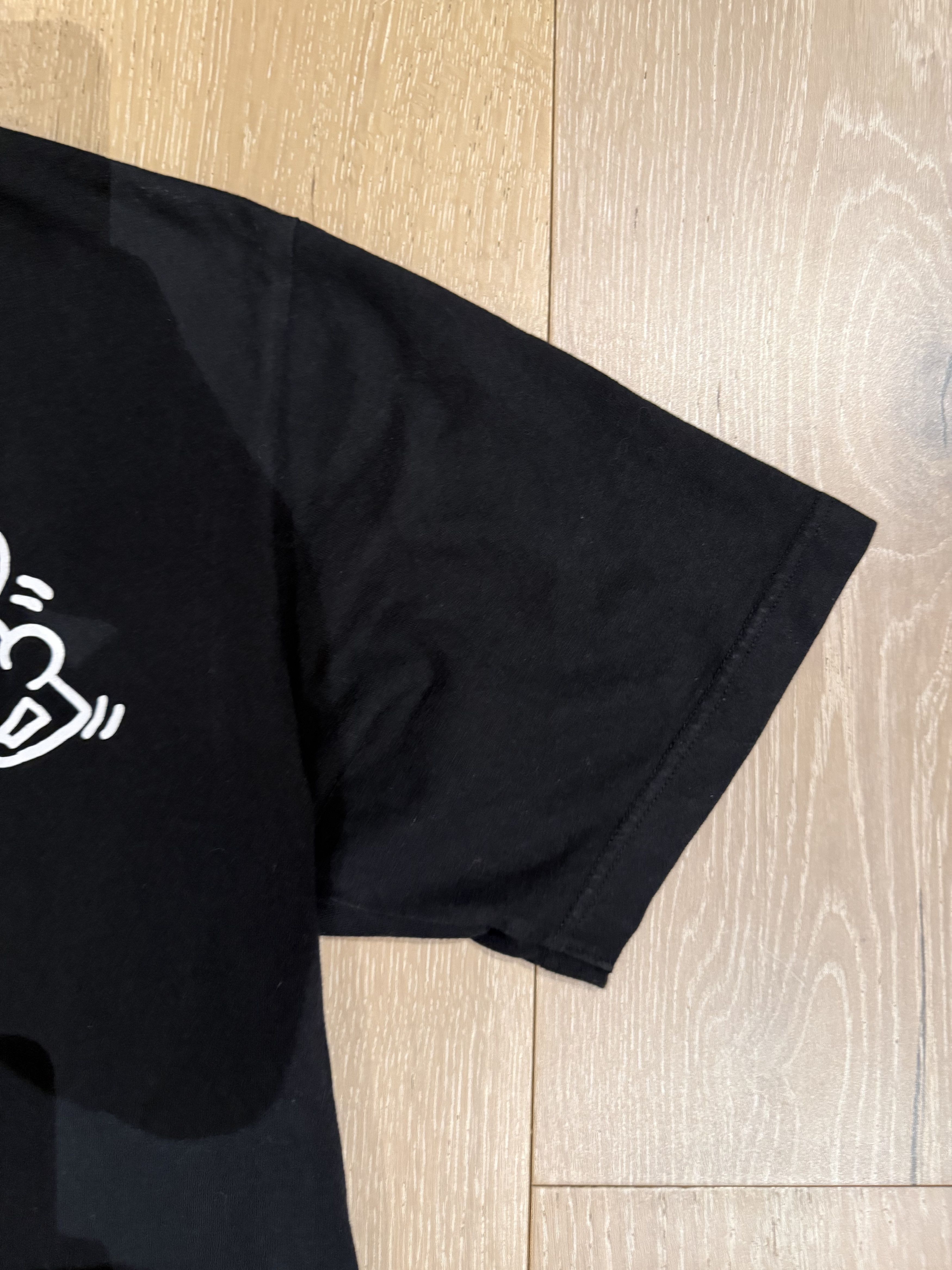 Uniqlo 💚 Uniqlo x Keith Haring Tokyo Short Sleeve Tee Black Size US L / EU 52-54 / 3 - 14 Thumbnail