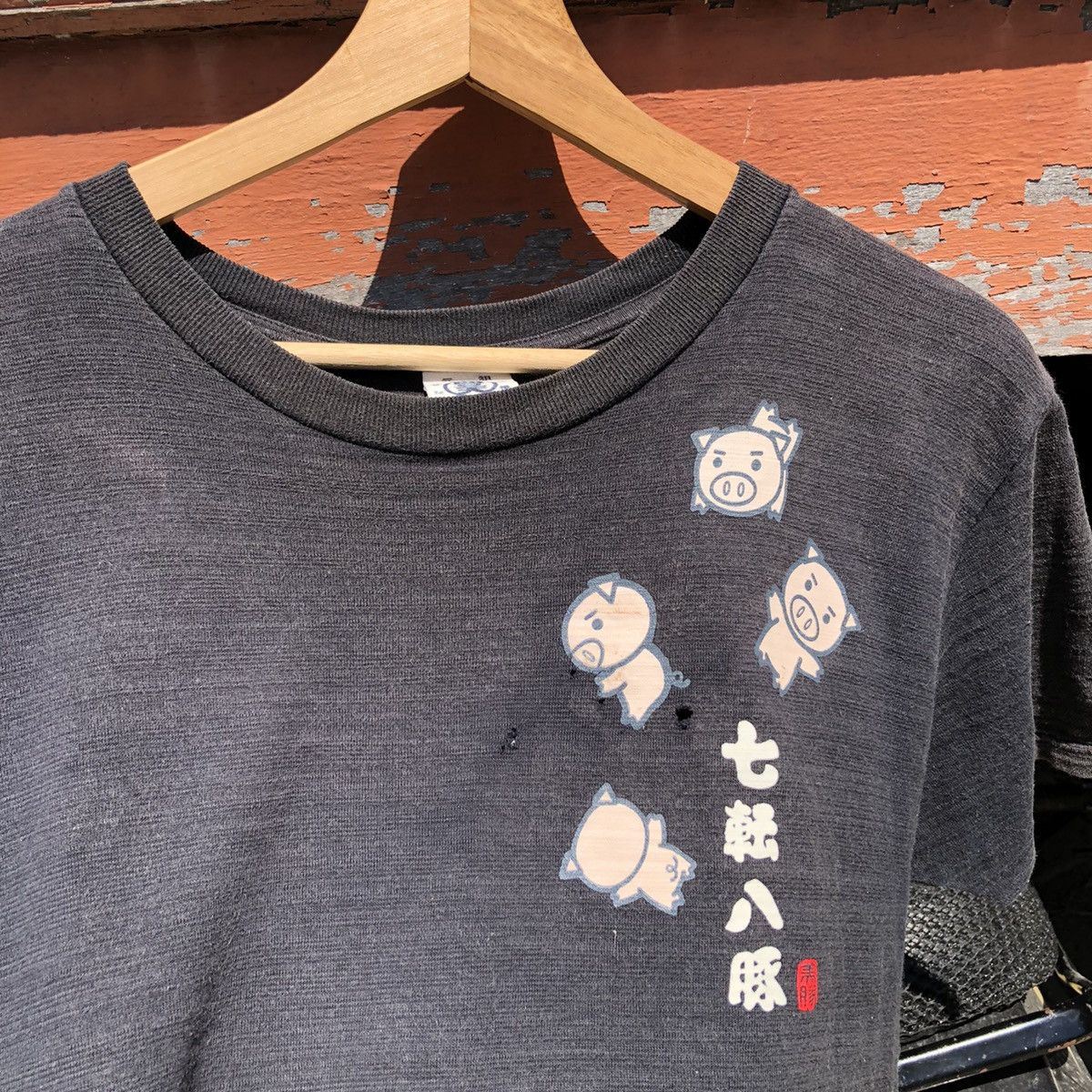 Japanese Brand 🔥steals🔥Japanese Brand Distressed Pig Tshirt Size US M / EU 48-50 / 2 - 5 Thumbnail