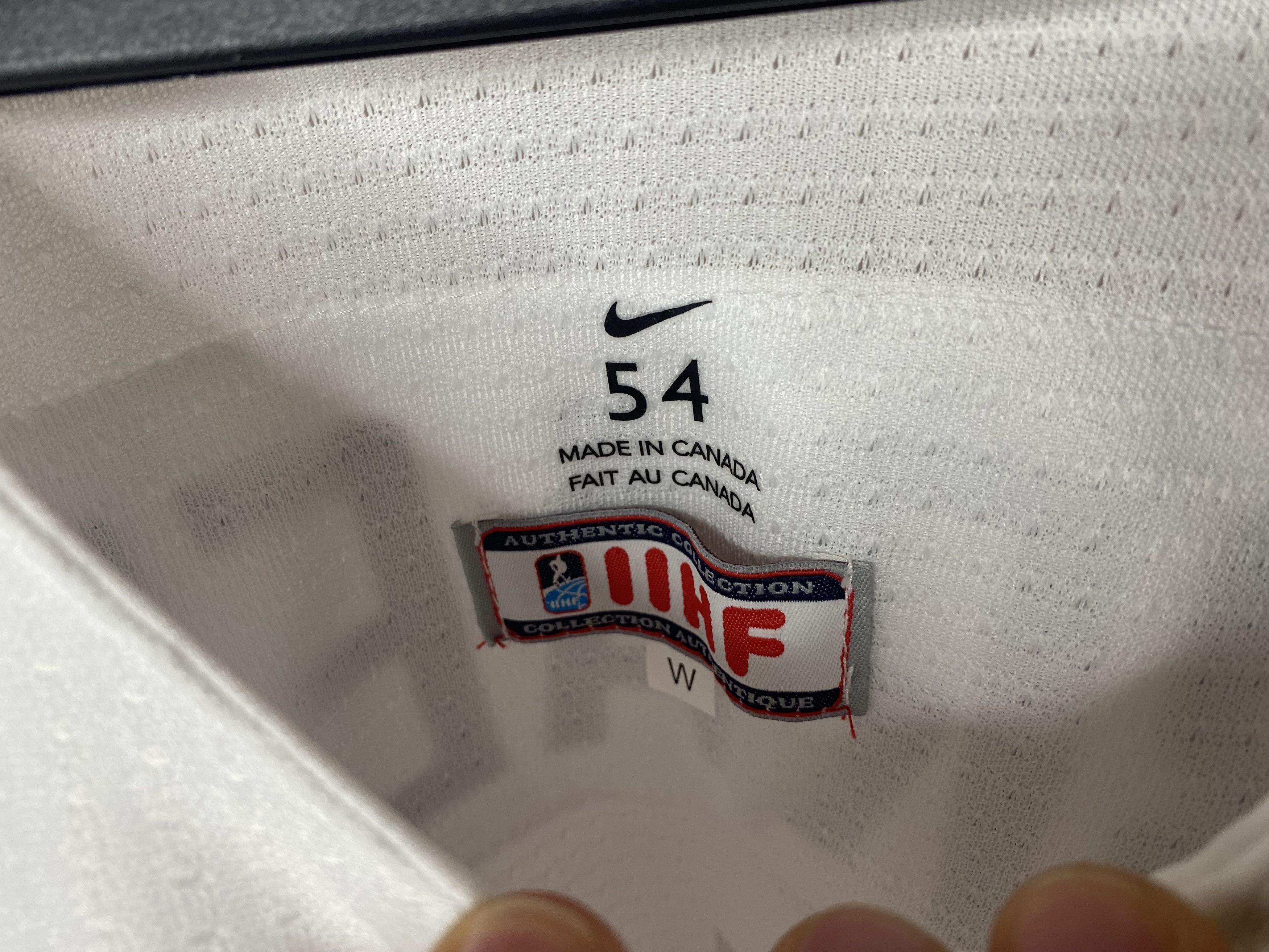 Nike #28 SWITZERLAND TEAM 2022 MATCH WORN ICE HOCKEY JERSEY SHIRT Size US L / EU 52-54 / 3 - 6 Thumbnail