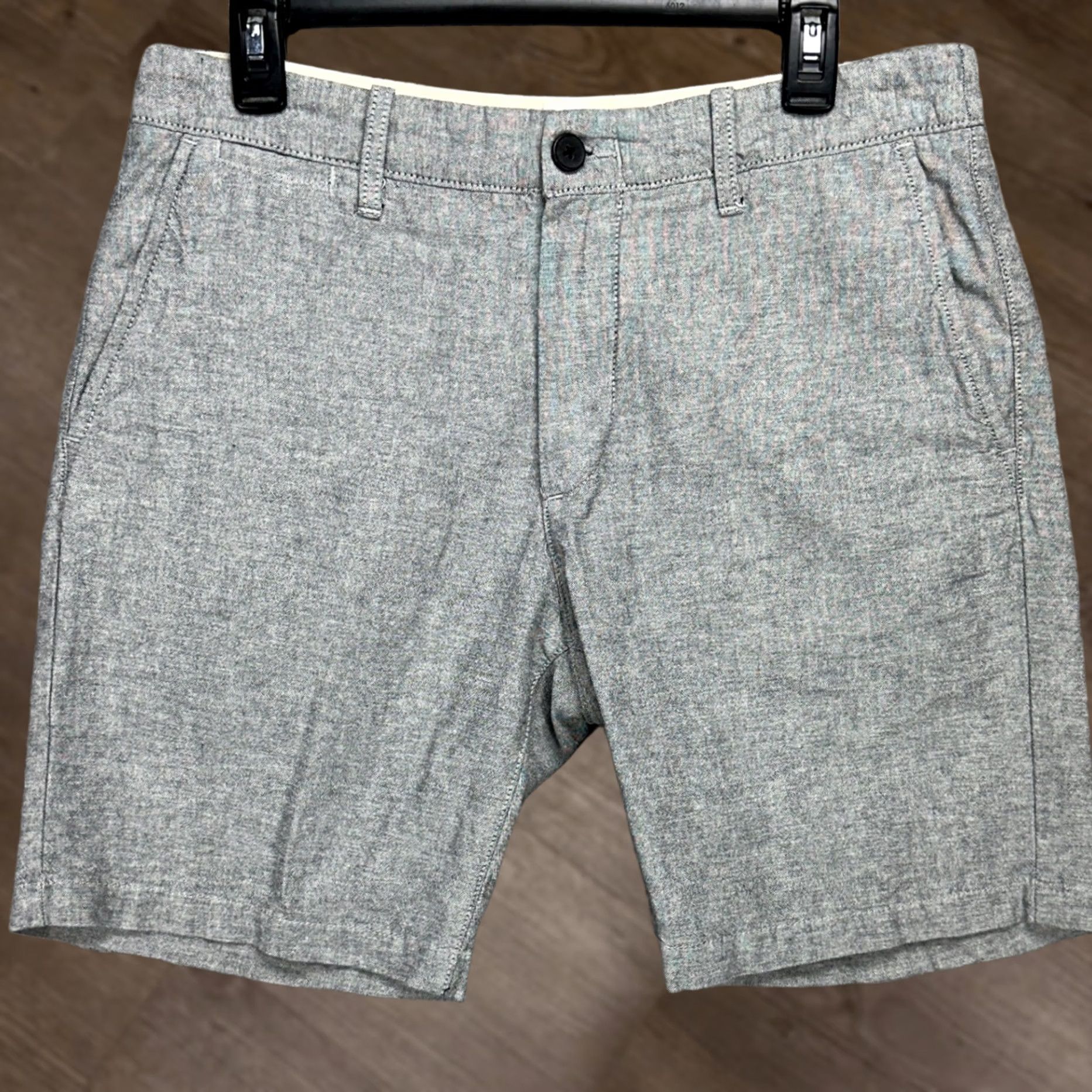 H&M H&M Khaki Shorts Mens 31 Light Grey Flat Front Chino Pockets 100% Cotton Size US 31 - 1 Thumbnail