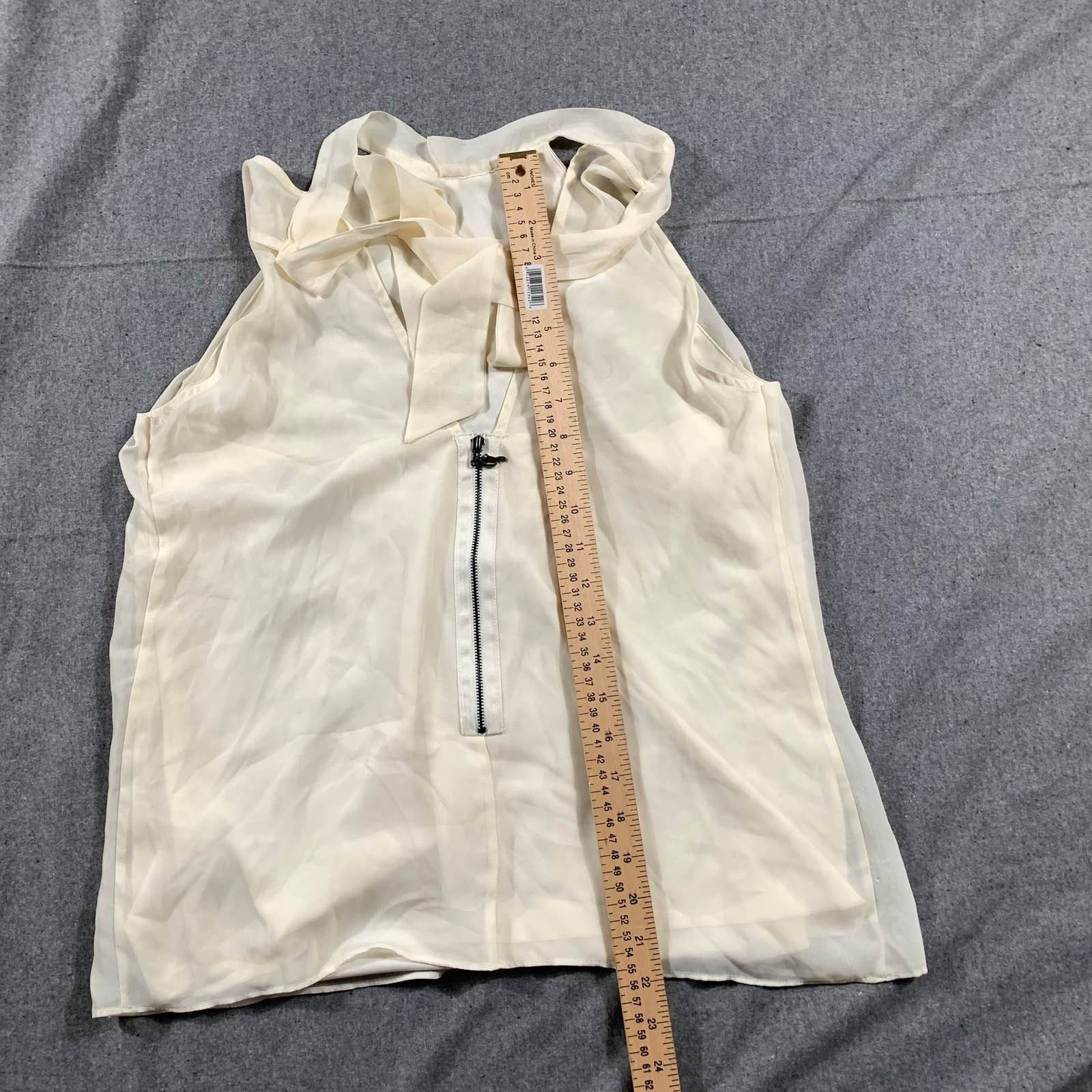 Guess GUESS Tops Blouse Women Large Sleeveless Size L / US 10 / IT 46 - 5 Thumbnail