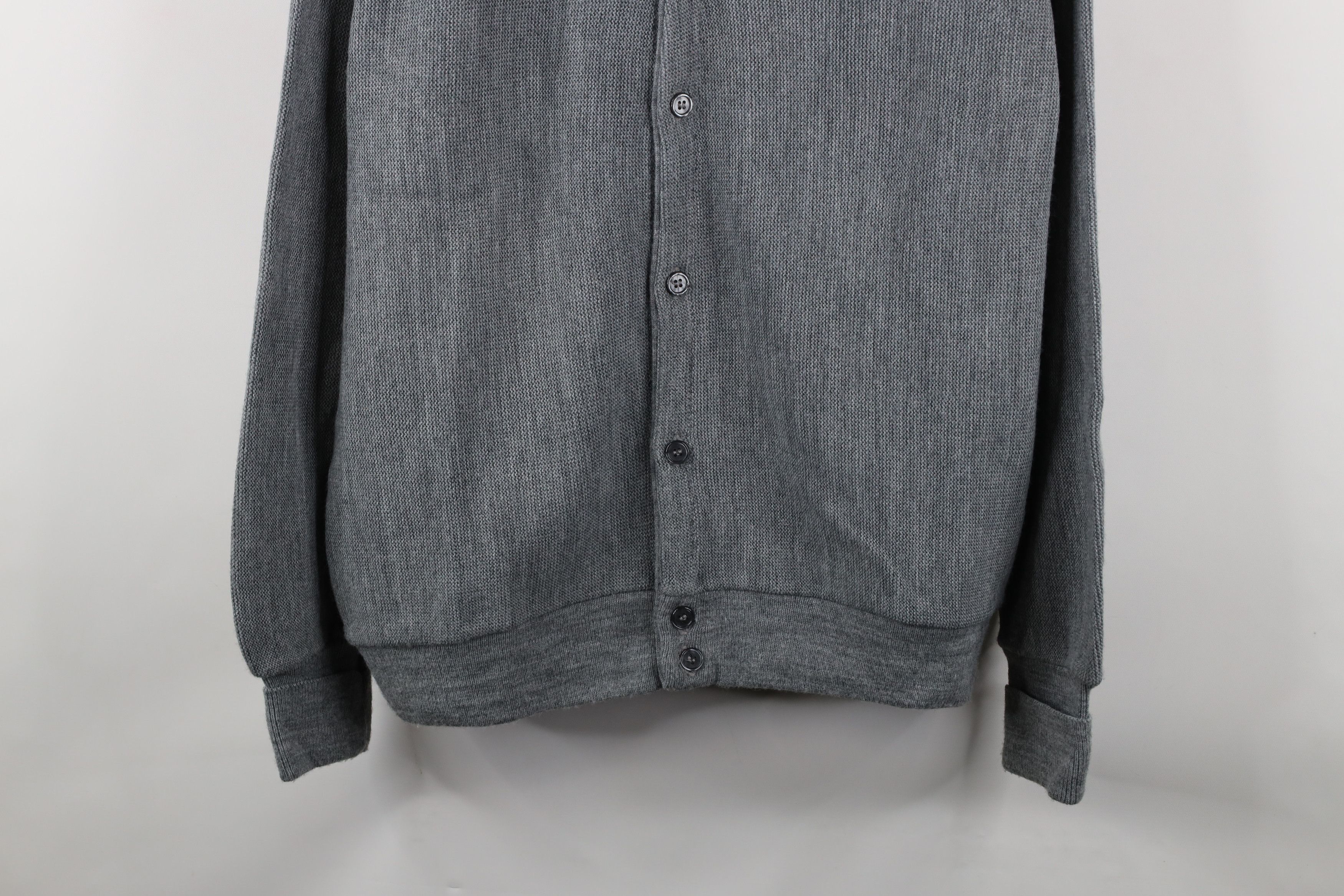 Izod Vintage 90s Izod Out Knit Button Cardigan Sweater Gray USA Size US L / EU 52-54 / 3 - 3 Thumbnail
