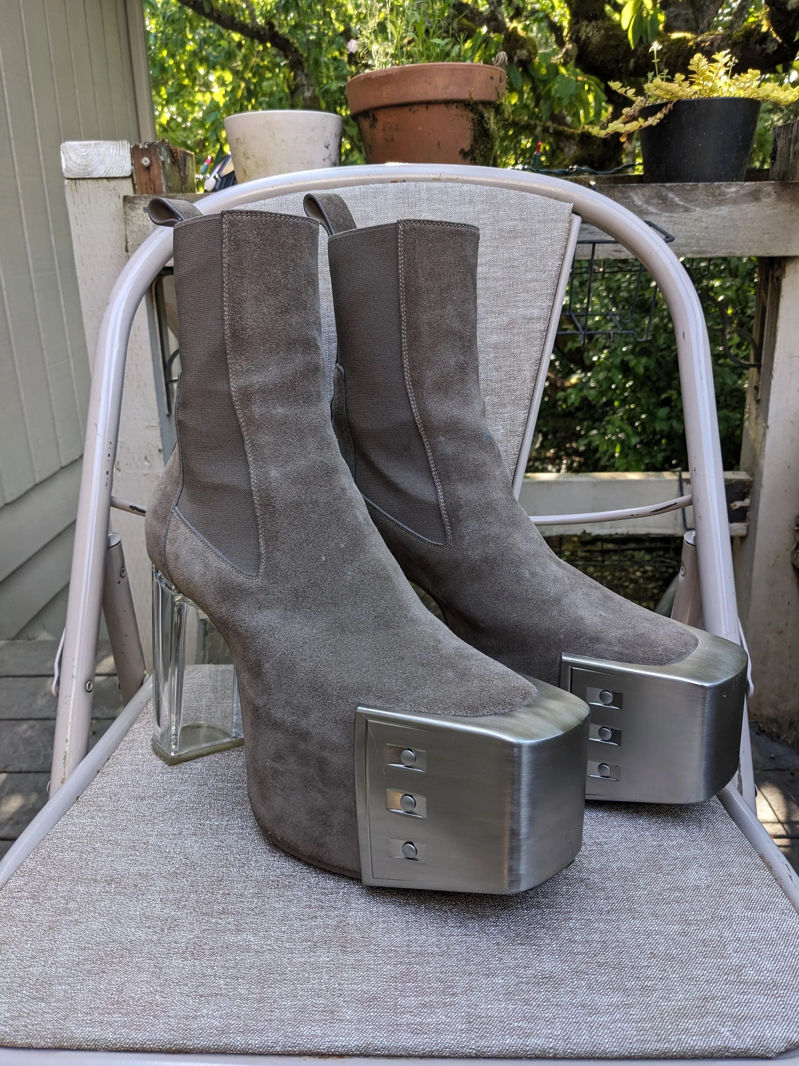 Rick Owens FW22 'STROBE' Solid Heel Bevel Kiss Boots | Grailed