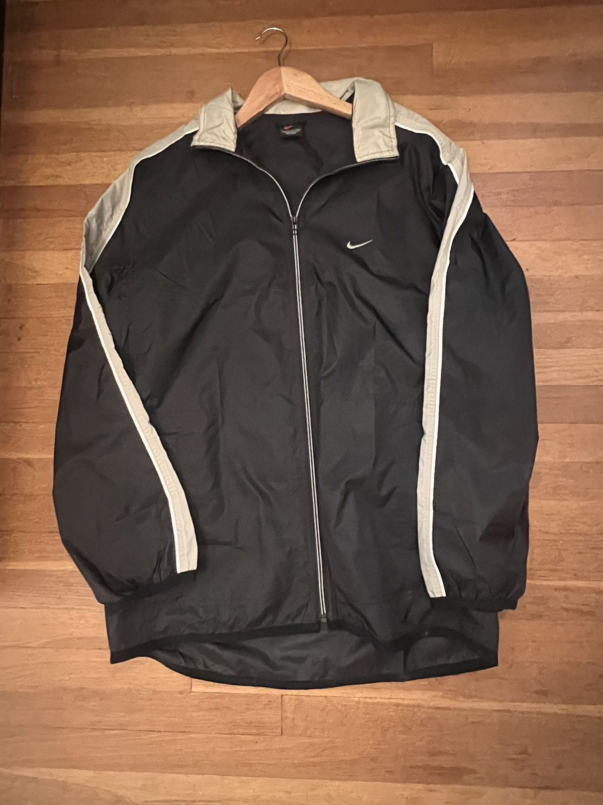 Nike × Vintage Vintage Nike Striped Zip-up Jacket Size US L / EU 52-54 / 3 - 1 Thumbnail