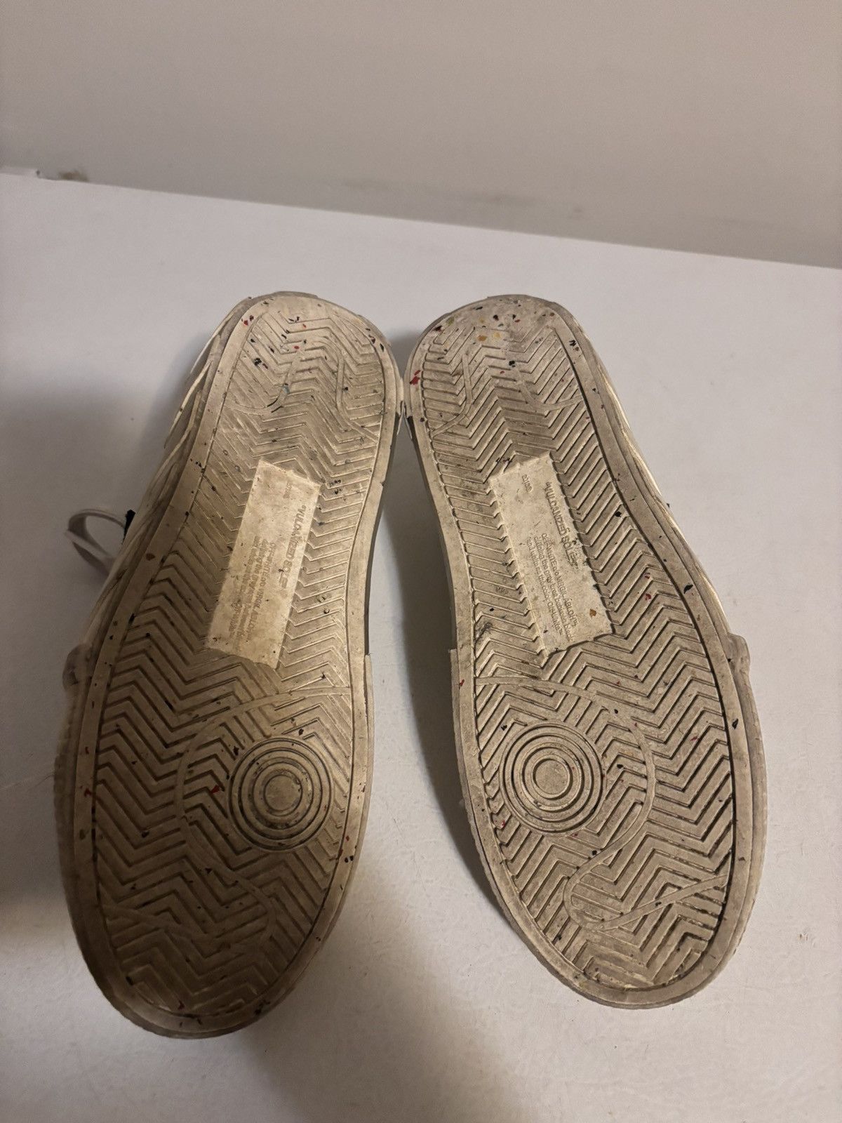 Off-White Off-White Vulcanized Sneakers Size US 6.5 / EU 39-40 - 9 Thumbnail