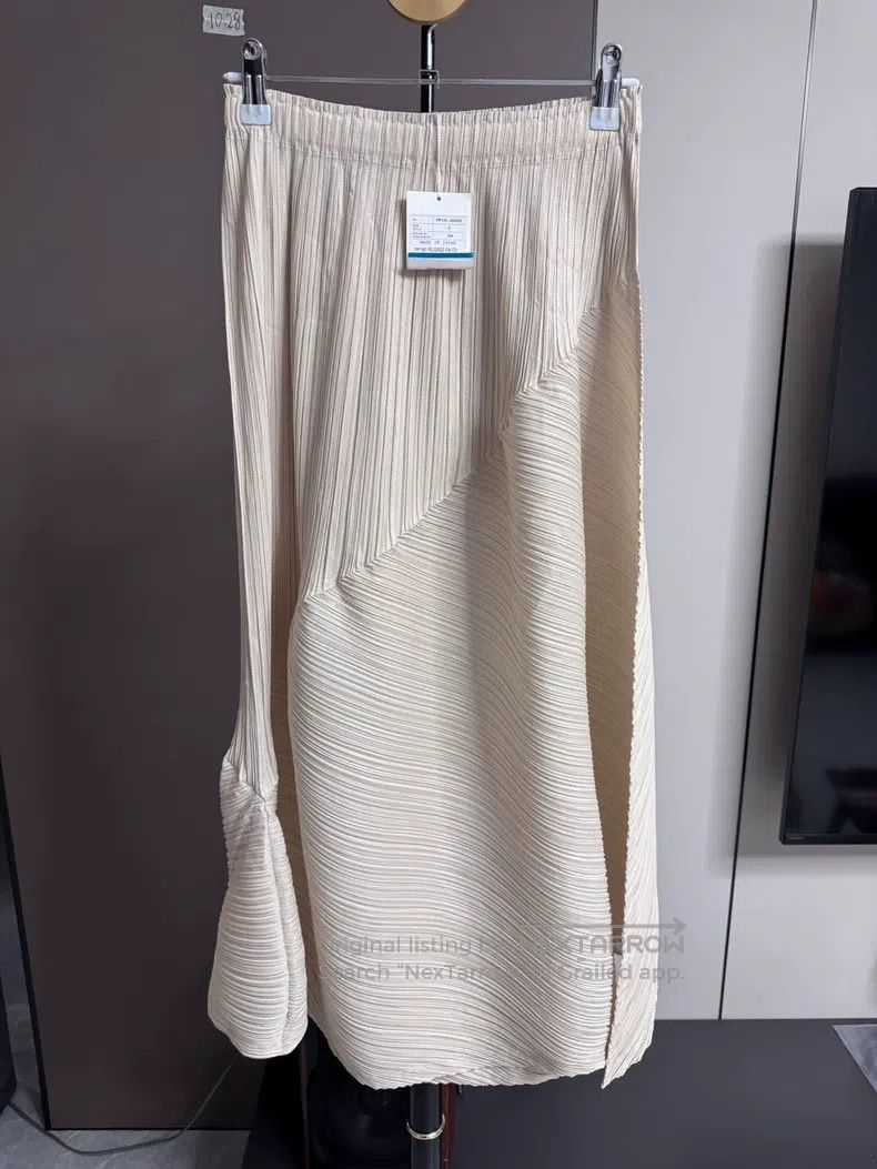 Issey Miyake Issey Miyake size:3 Blue Dress Size 22" - 1 Thumbnail
