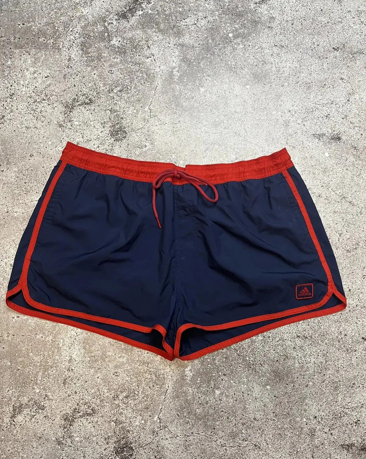 Adidas Vintage Adidas Sportswear Shorts Size US 32 / EU 48 - 1 Thumbnail