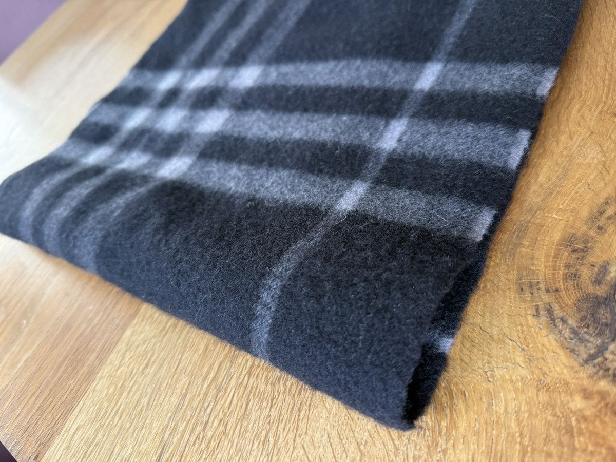 Burberry Burberry cashmere scarf snood unisex Size ONE SIZE - 5 Thumbnail