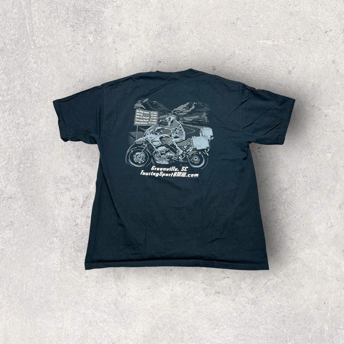 BMW × Gildan BMW Touring Sport tee Size US XL / EU 56 / 4 - 1 Thumbnail