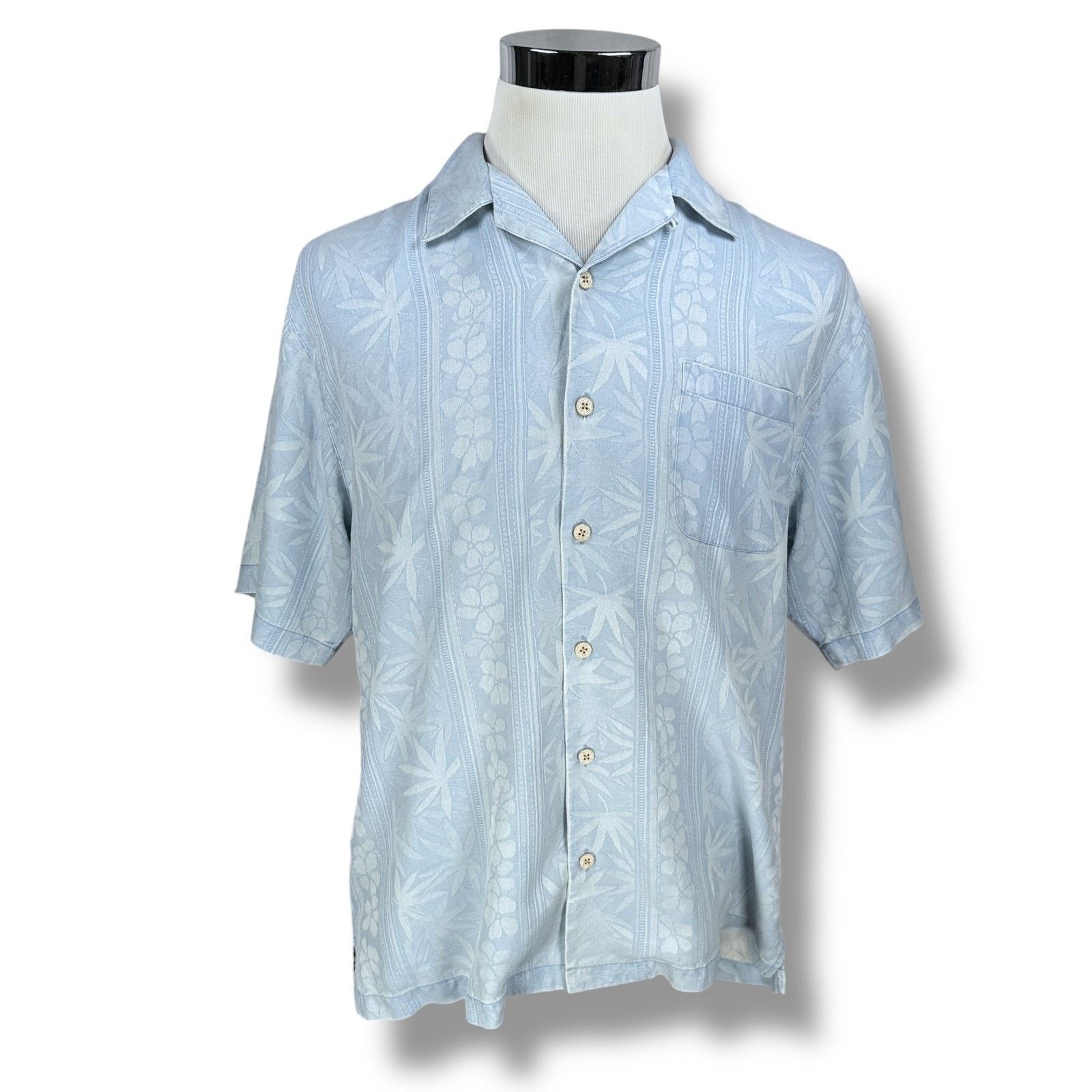 Tommy Bahama Tommy Bahama Hawaiian Shirt Men’s M Blue Floral Camp Collar Size US M / EU 48-50 / 2 - 1 Thumbnail