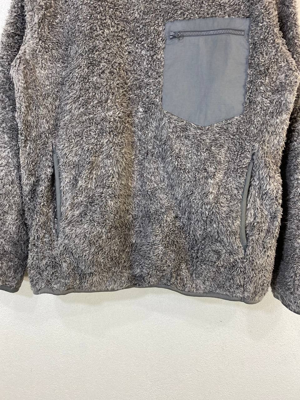 Japanese Brand uniqlo japanese brand fleece jacket nice design Size US M / EU 48-50 / 2 - 5 Thumbnail