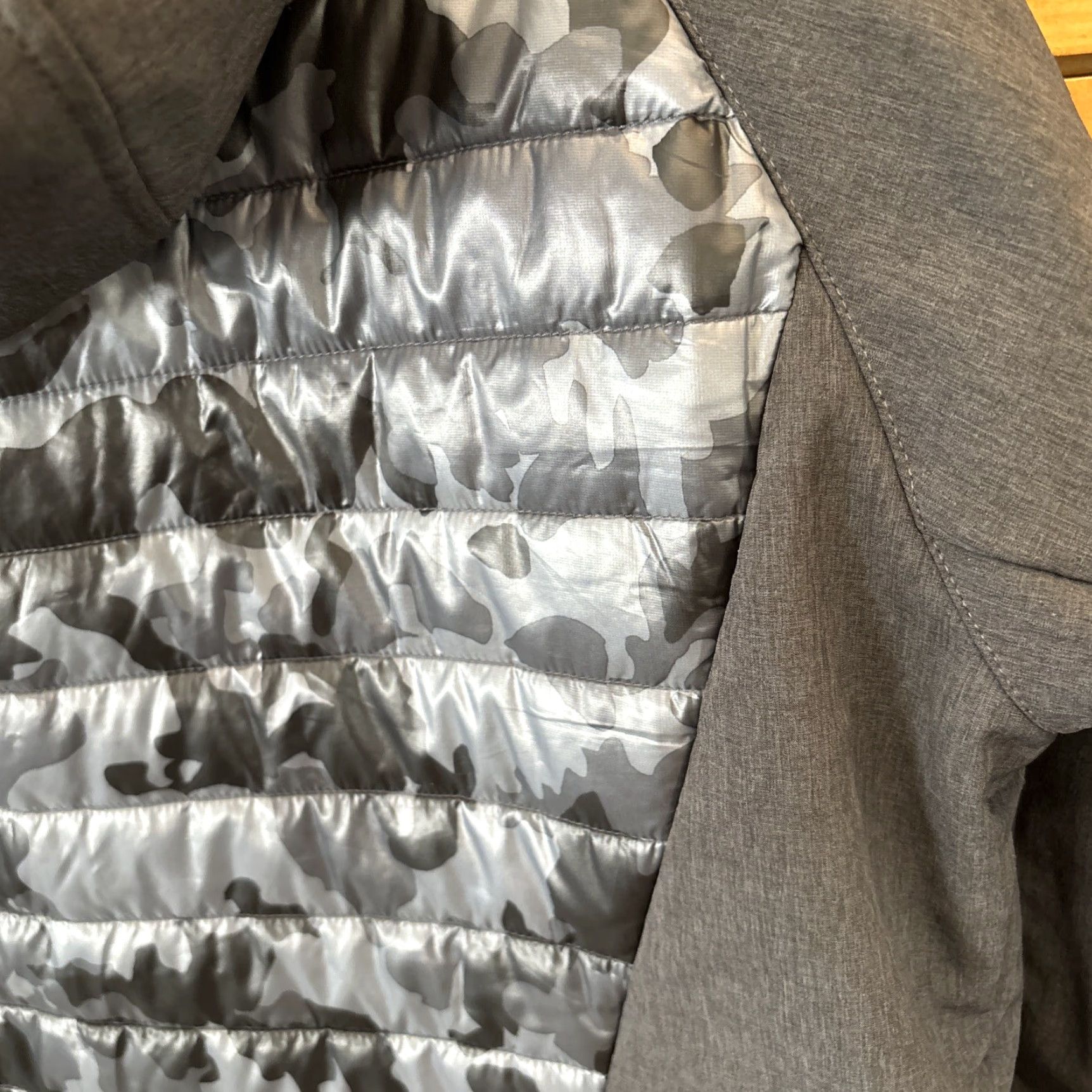 Superdry Superdry Men Jacket 2XL Charcoal Gray Grit Camo Mountain Softshell Hybrid Hooded Size US XXL / EU 58 / 5 - 6 Thumbnail