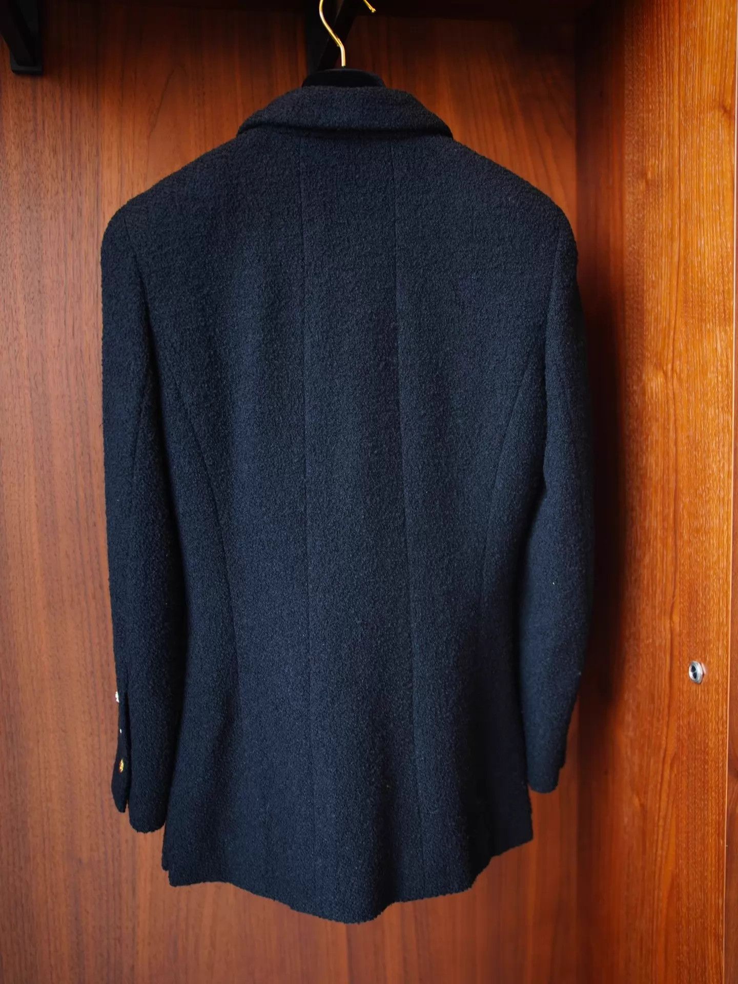 Chanel Chanel 1993 Black Gold Clover Buttons Wool Blazer fr36 Size XS / US 0-2 / IT 36-38 - 4 Thumbnail