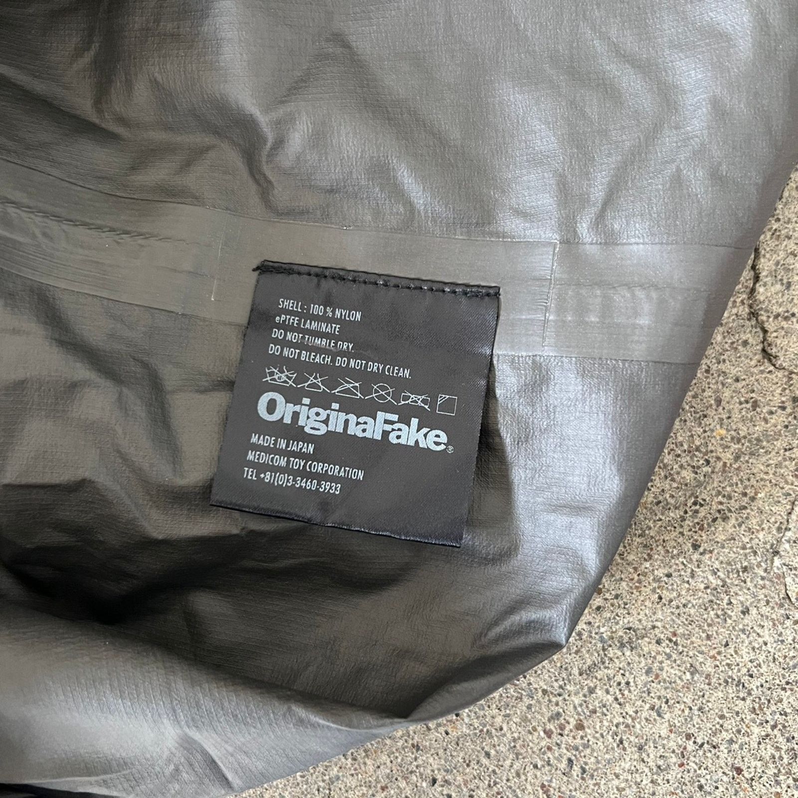Japanese Brand × Kaws × Original Fake 2008 originalfake x kaws gore Tex jacket dummy rare Size US M / EU 48-50 / 2 - 10 Thumbnail