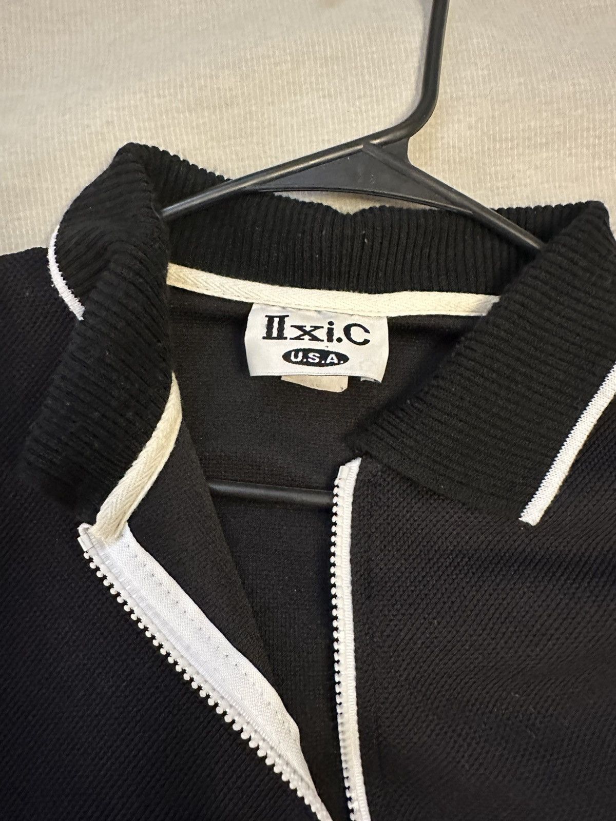 Tommy Hilfiger Vintage Tommy Sports Zip Polo Shirt Size US XL / EU 56 / 4 - 3 Thumbnail
