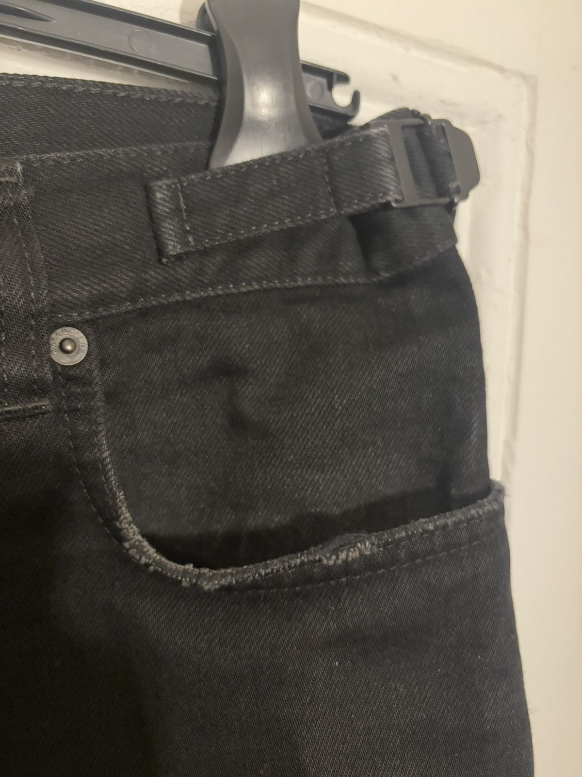 Balenciaga Balenciaga Straight-Leg Distressed Organic Jeans Size US 32 / EU 48 - 9 Thumbnail