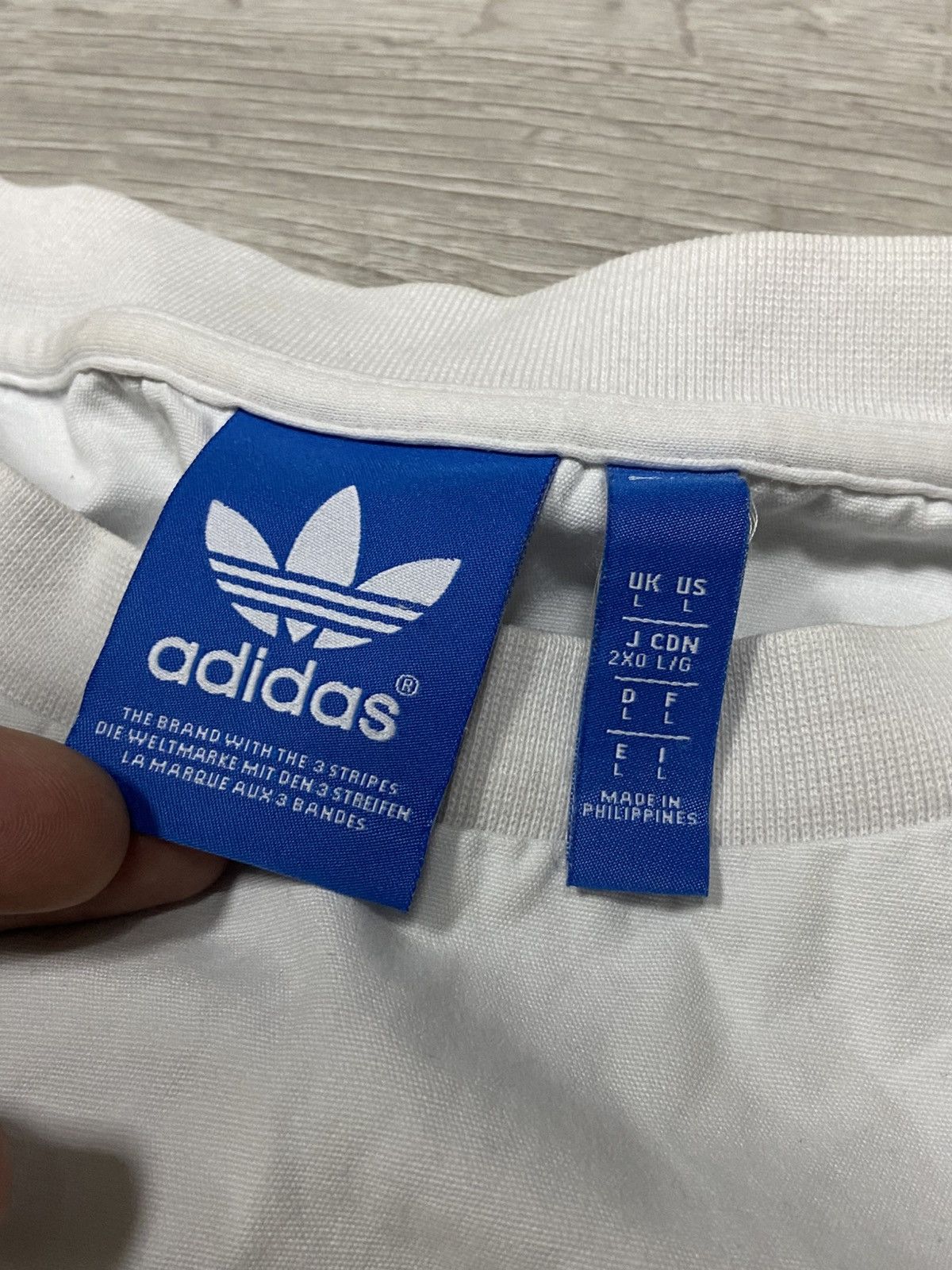 Adidas Adidas RARE Iceland club beach over print sweatshirt Size US L / EU 52-54 / 3 - 7 Thumbnail