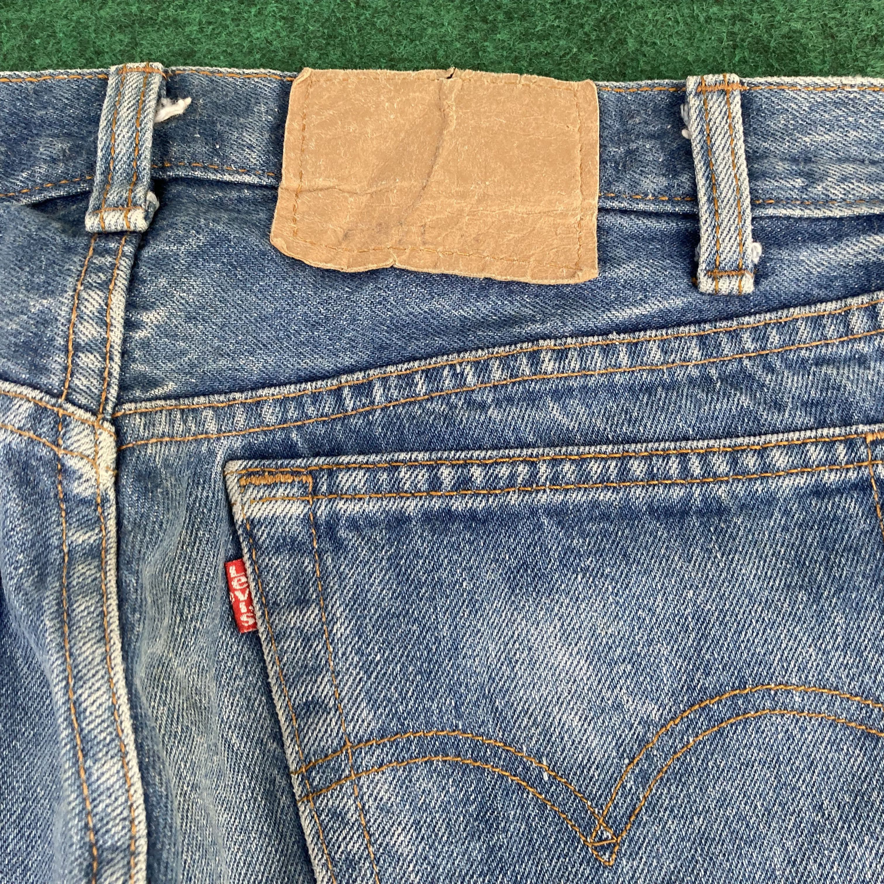 Levi's × Vintage Vtg Levis 501 Faded Blue 80s Jeans Size US 31 - 8 Thumbnail