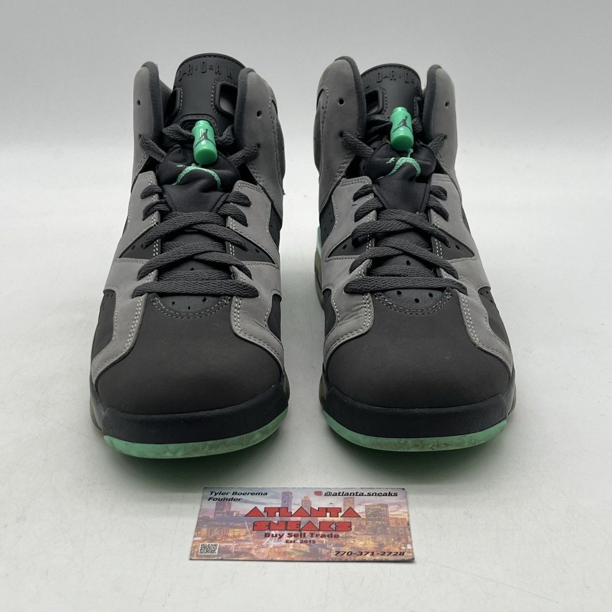 Jordan Brand Air Jordan 6 green glow Size US 8.5 / EU 41-42 - 2 Thumbnail