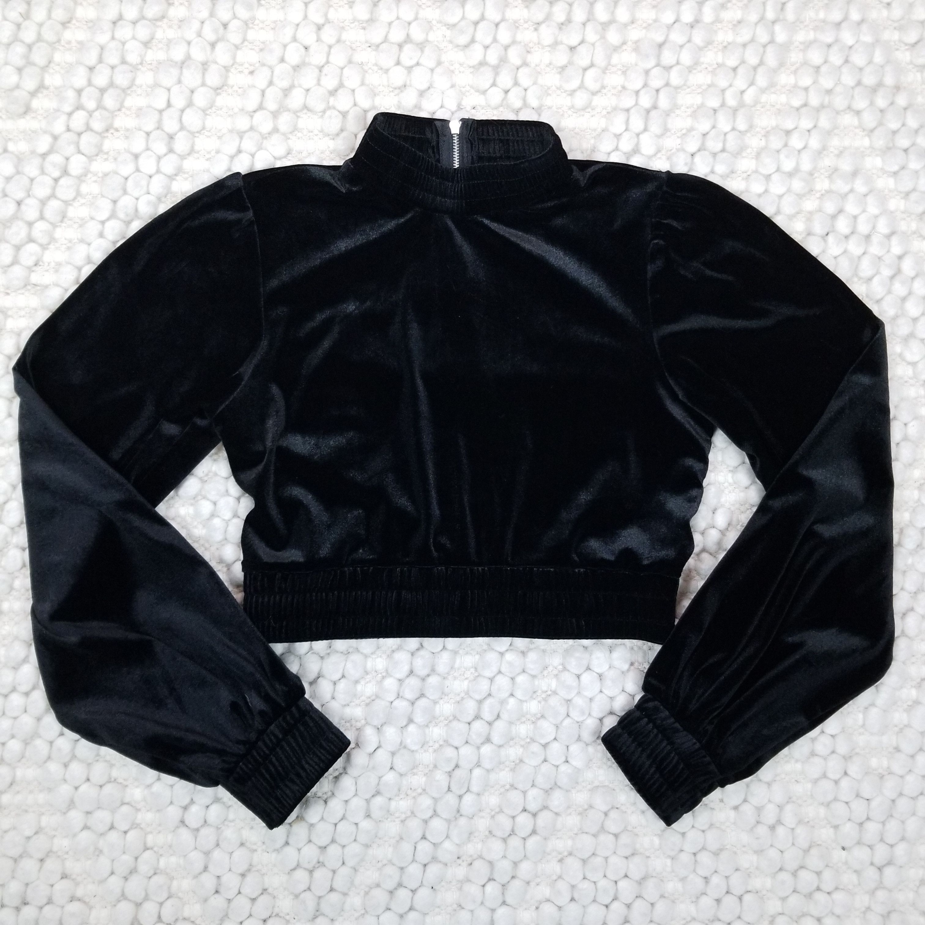 Fashion Nova x Cardi B Get Up 10 Velvet Crop Top Size S / US 4 / IT 40 - 5 Thumbnail