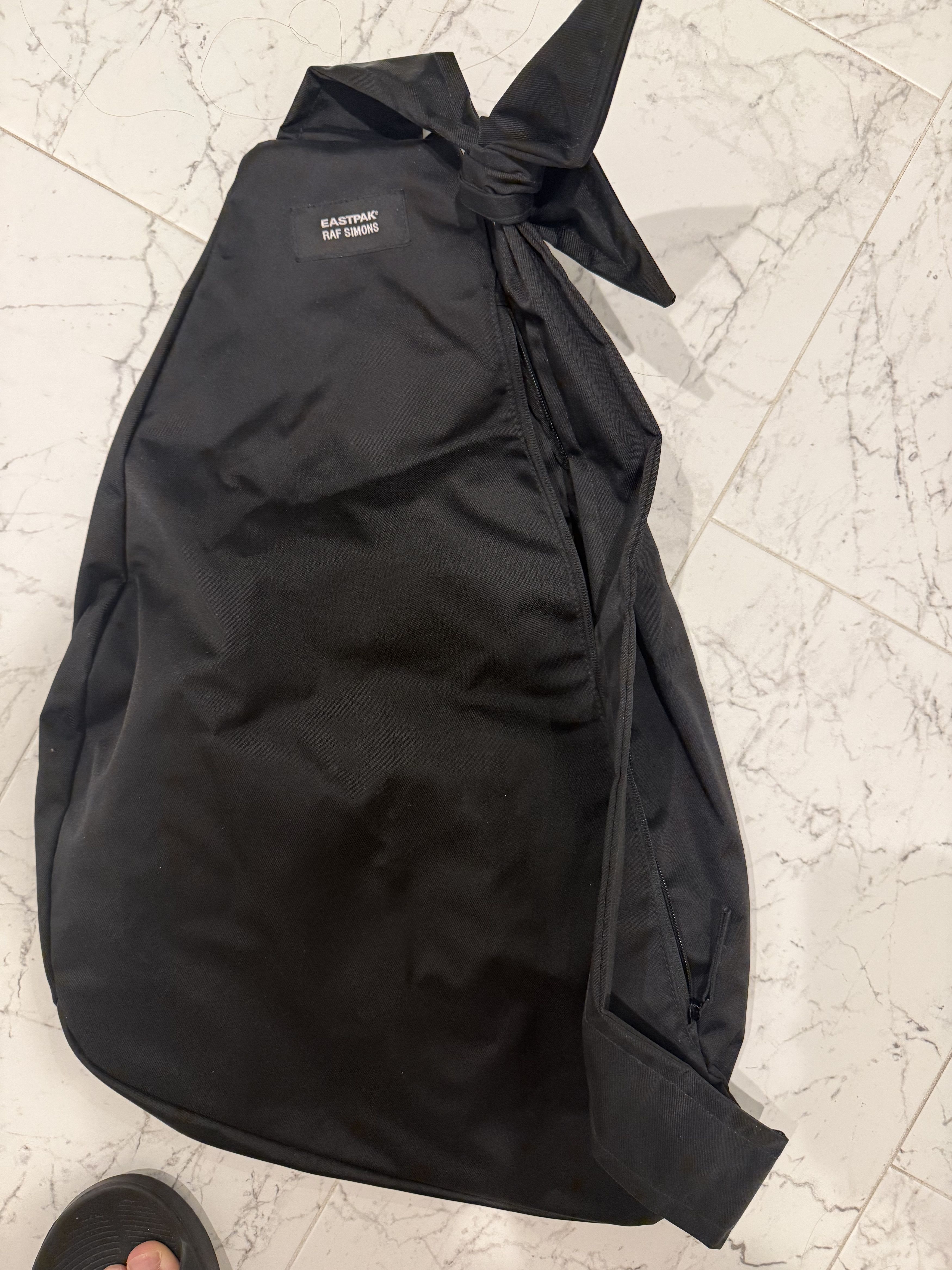 Eastpak × Raf Simons Raf Simons AW18 Eastpak Sleek Sling Backpack Size ONE SIZE - 2 Thumbnail