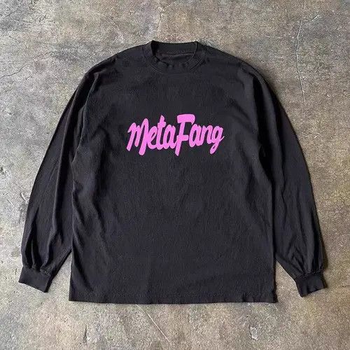 VIBE Street Vintage Purple Letter Print L Long Sleeve T-Shirt Size US L / EU 52-54 / 3 - 1 Thumbnail