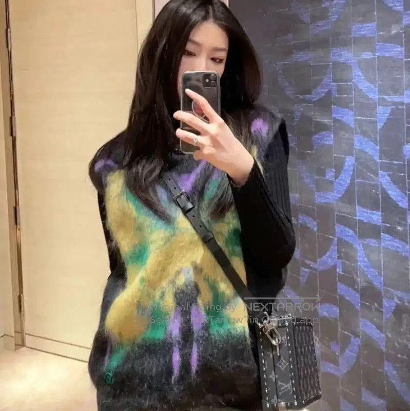 Louis Vuitton Louis Vuitton Black Mohair Butterfly Design Sweater . Size US S / EU 44-46 / 1 - 9 Thumbnail