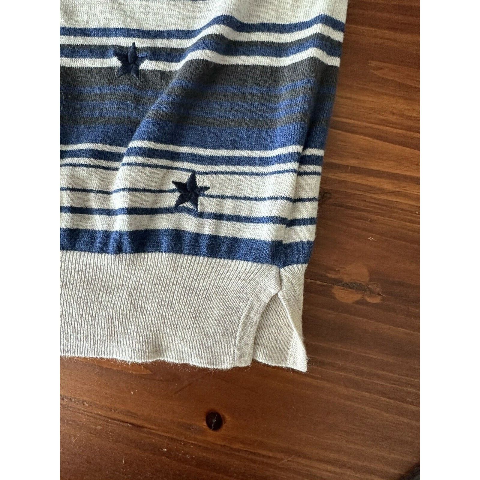Ariat ARIAT Women's Fonda Sweater, Large Blue. Red Stripe w/Stars Size L / US 10 / IT 46 - 6 Thumbnail