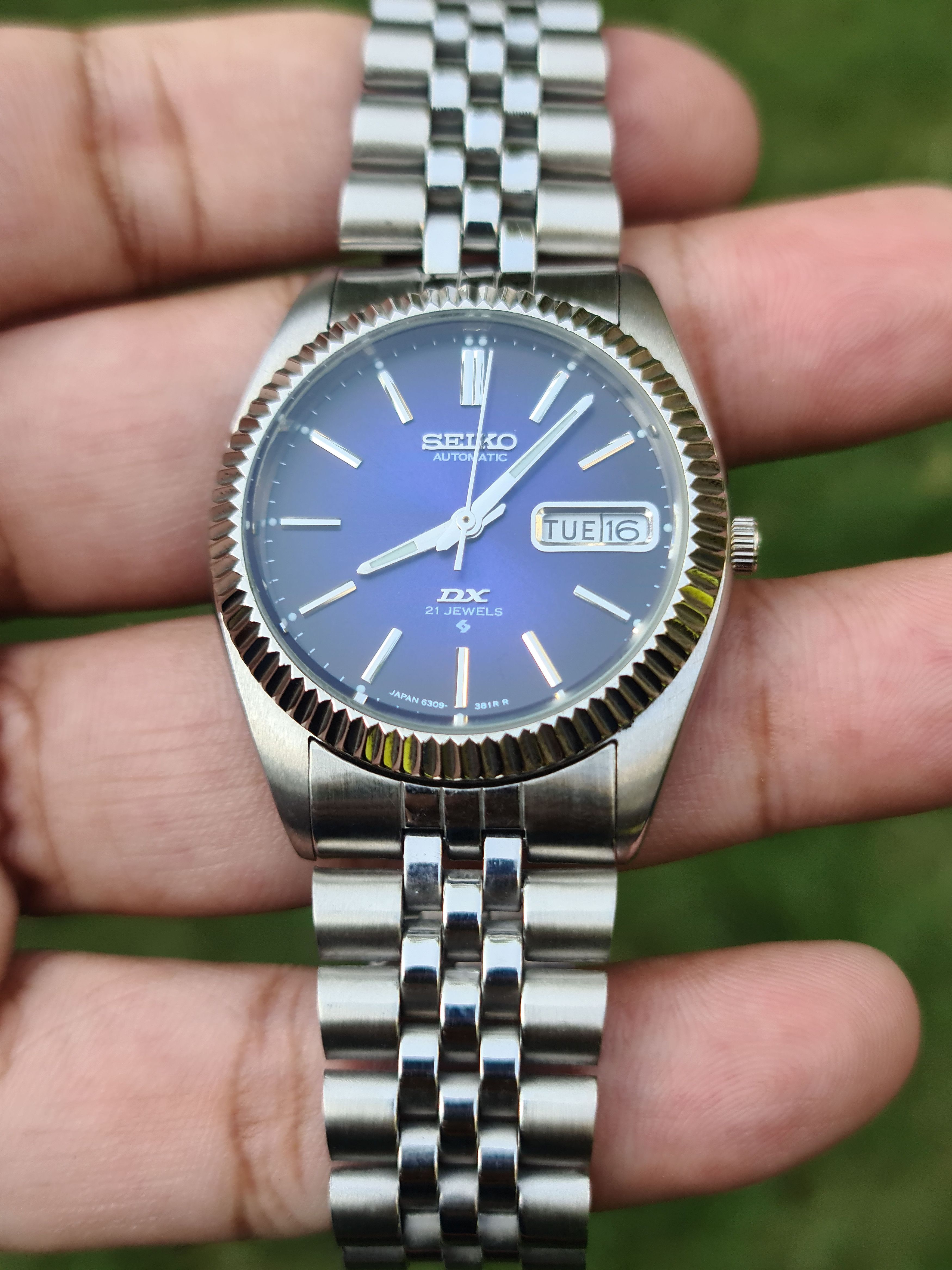 Japanese Brand Seiko DX Automatic Fluted Bazel Day/Date Japan Size 36 - 7 Thumbnail