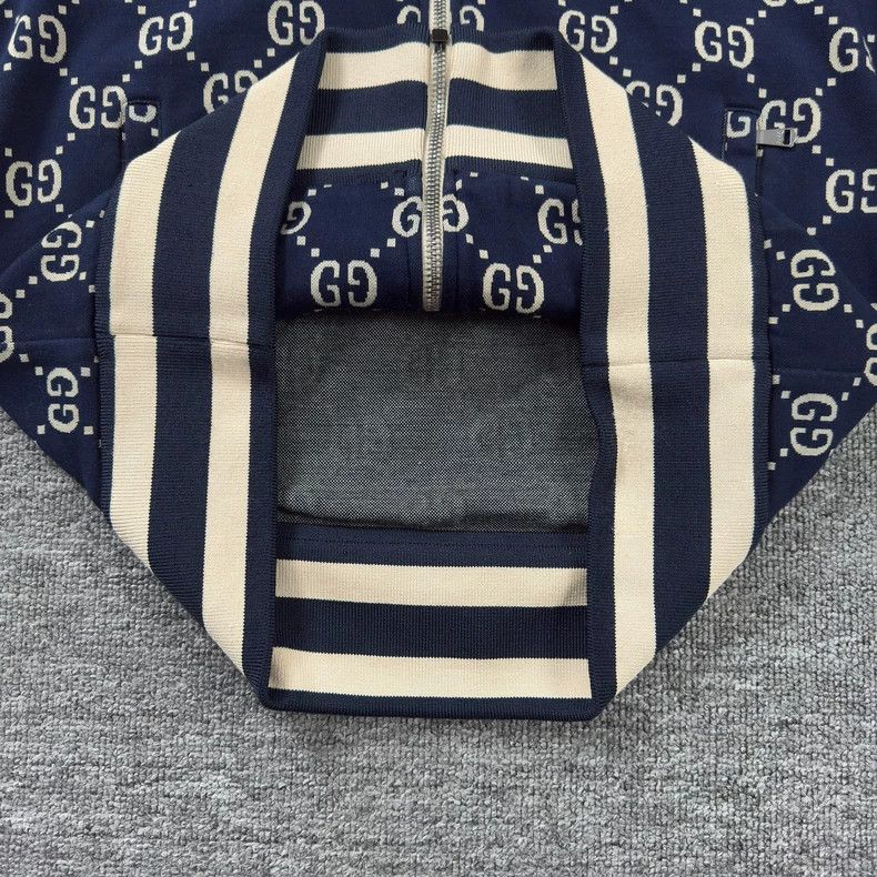 Gucci Gucci Blue full-print jacket 2503-Nextarrow Size US S / EU 44-46 / 1 - 5 Thumbnail