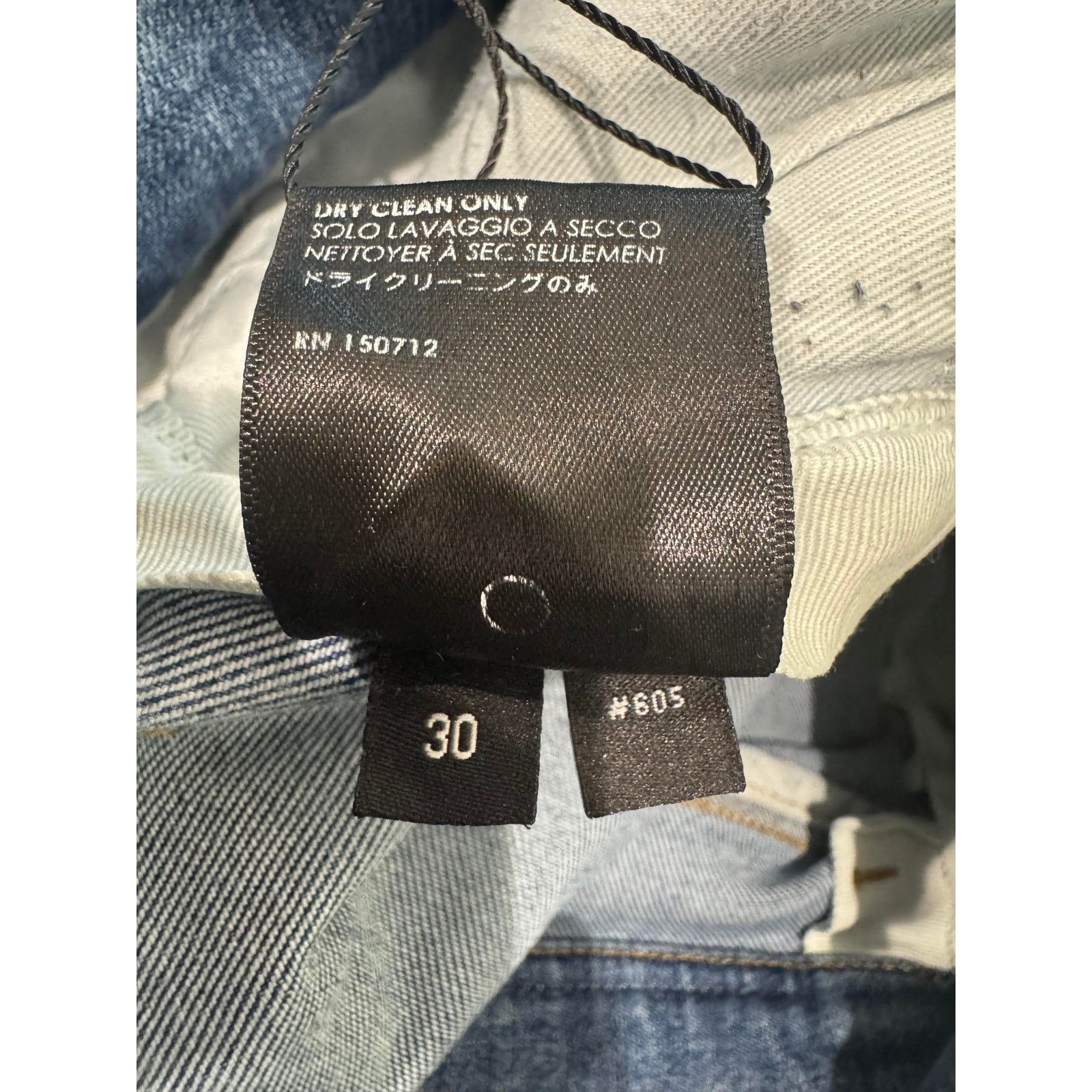 Amiri Amiri Knee Rip Light Wash Jeans Size US 30 / EU 46 - 9 Thumbnail