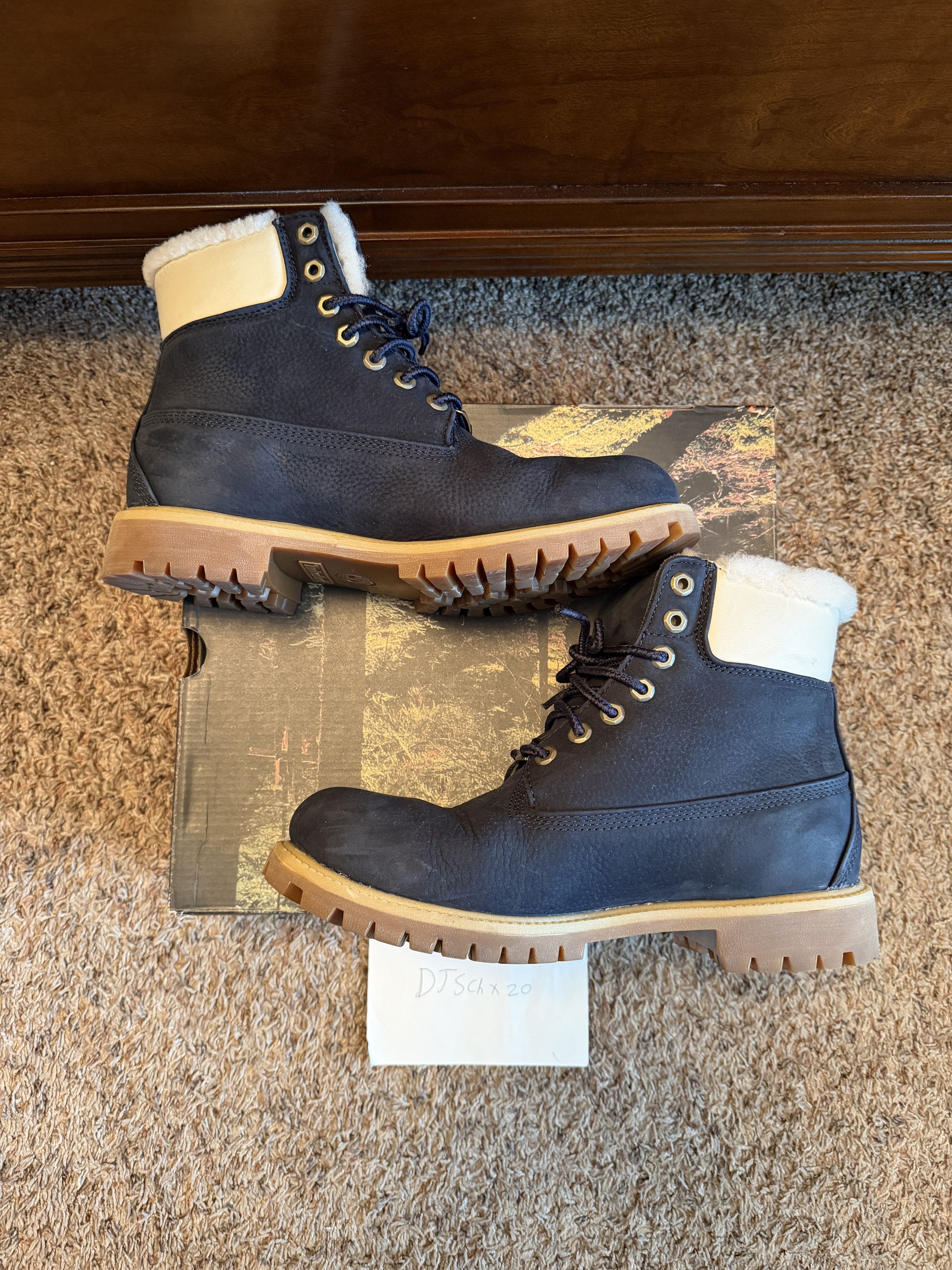 Kith × Timberland Timberland 6" Boot Ronnie Fieg Kith Shearling Navy (2018) Size US 10 / EU 43 - 4 Thumbnail